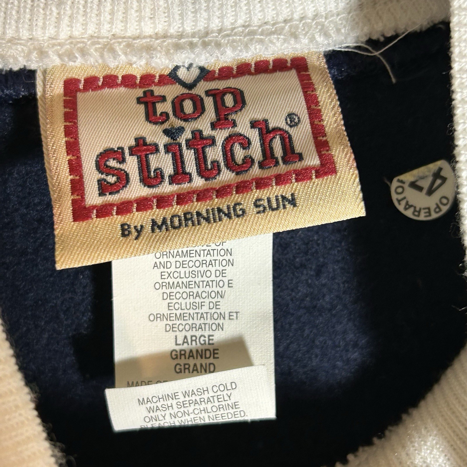 Vintage Top Stitch Womens Size L Embroidered Sweatshirt Blue Cottagecore Grandma