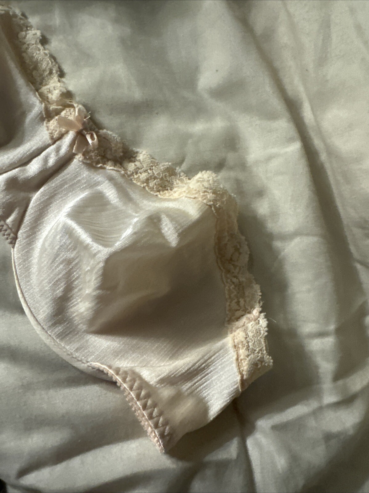Vintage Warners Ivory Strapless Underwire SHINE-ON Bra 36C Style 1120 Lace Trim