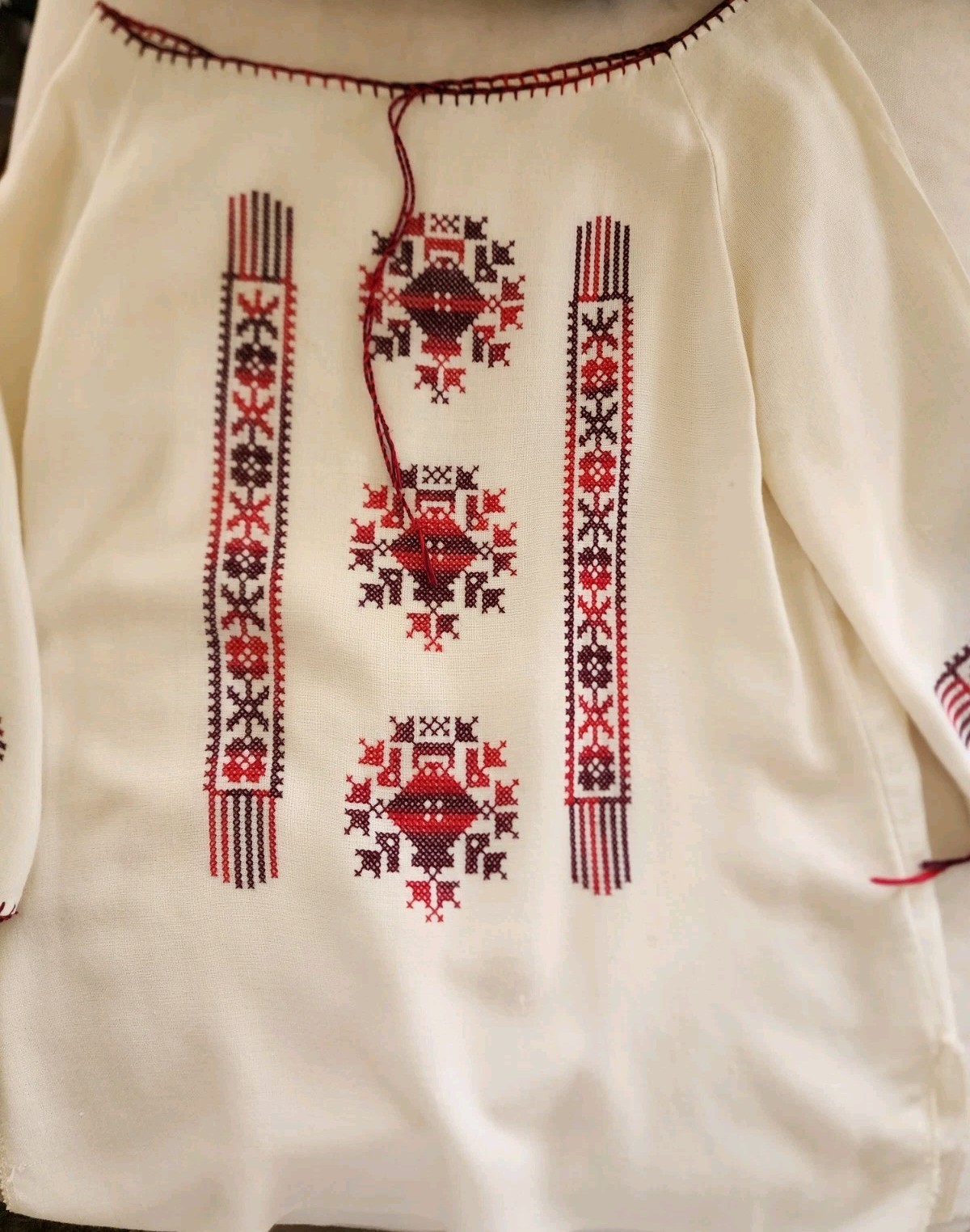 Mid-Century Vintage Handmade Peasant Blouse linen/flax Embroidered M/L