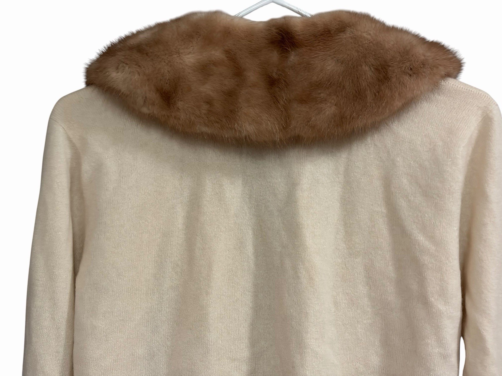 Vtg 1950s Dalton Ivory Cashmere Sweater Detachable Mink Collar Pearl Clasp PL