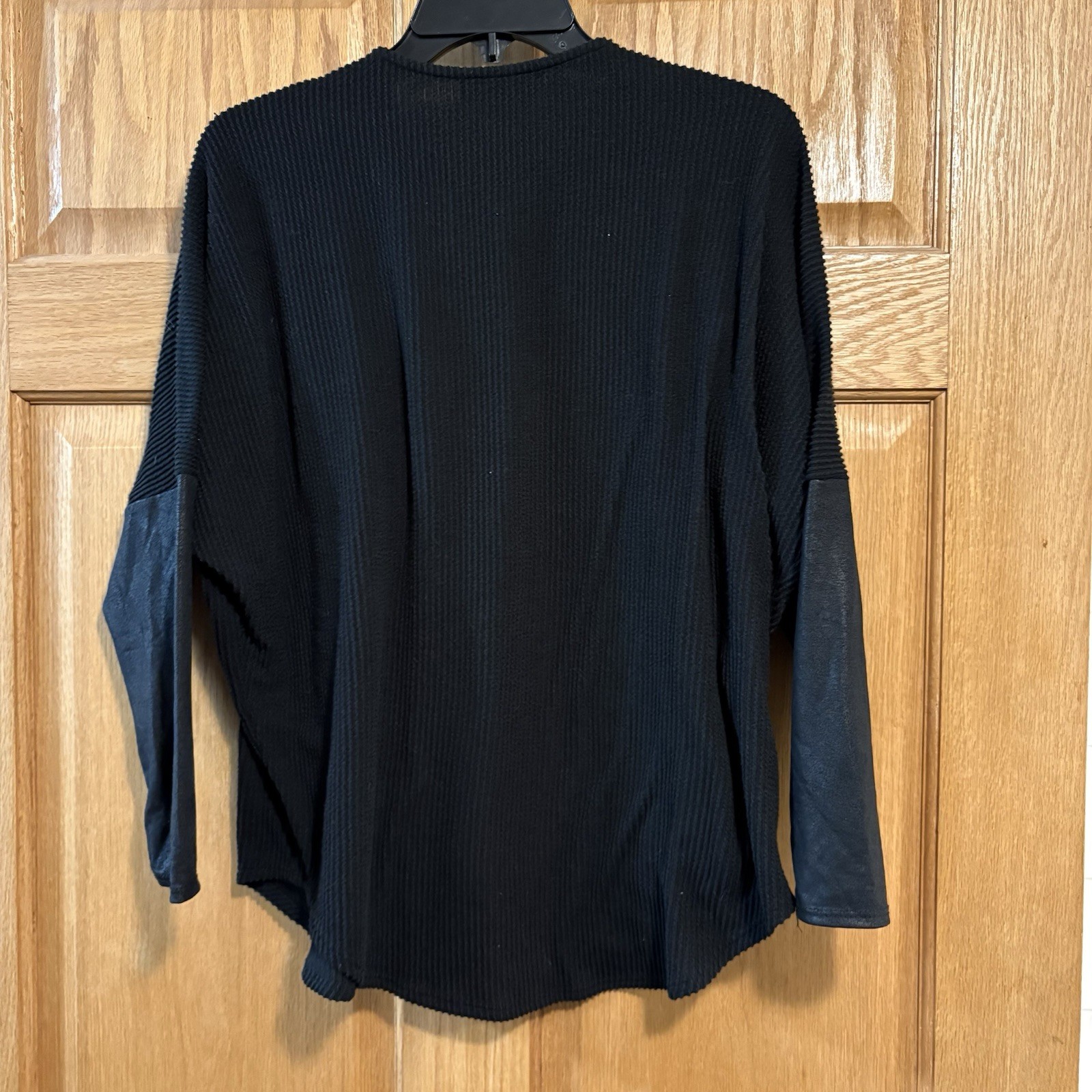 Vtg Ariella Black 1/4 Zip Ribbed Top w/ Vegan 1/2 Sleeves Women’s L – Made USA