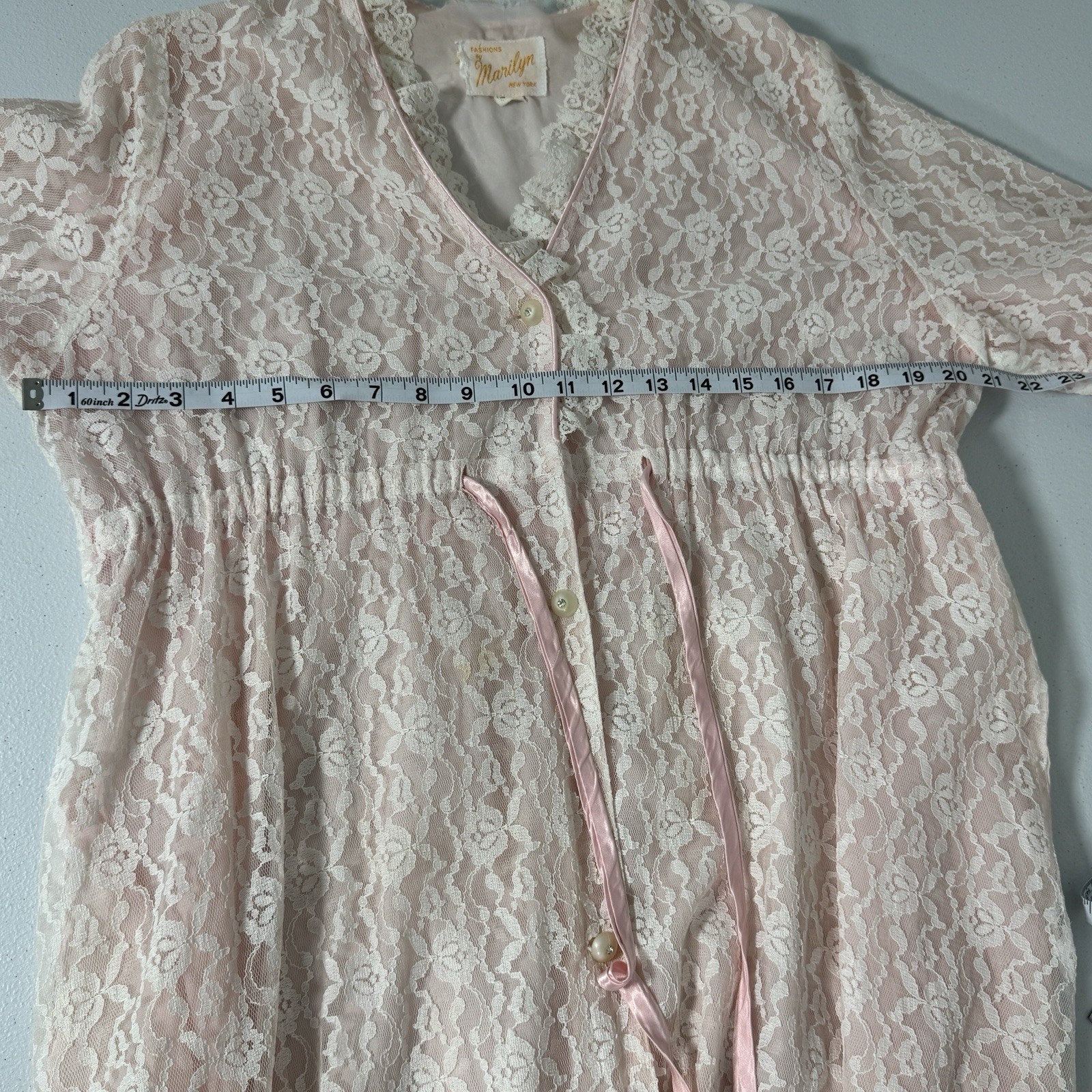 Vintage Pink Lace Maxi Robe Sheer Overlay Pockets Tie Waist Romantic M READ