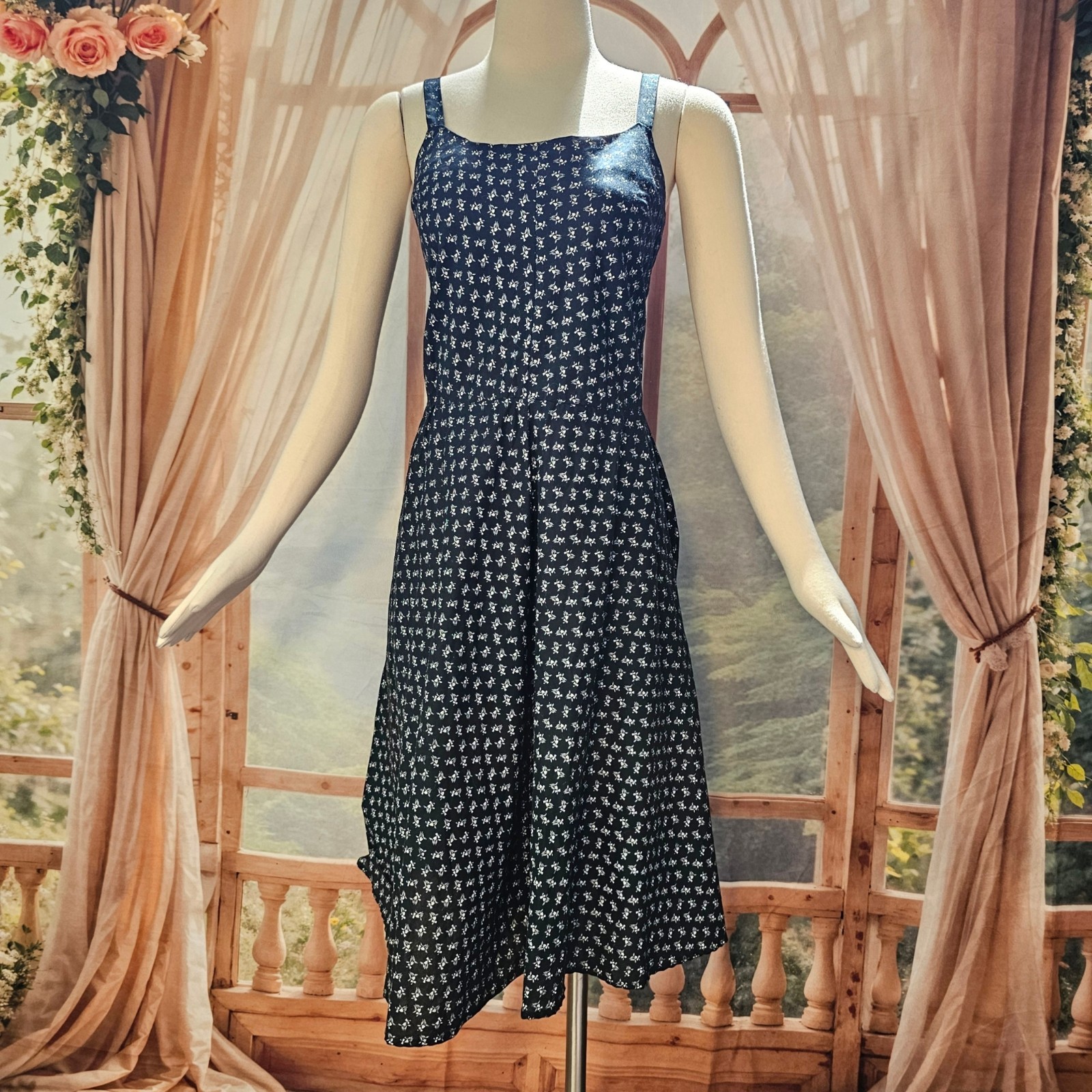Vintage 1970s Dress Sundress Sleeveless Black White Calico Floral Print Boho