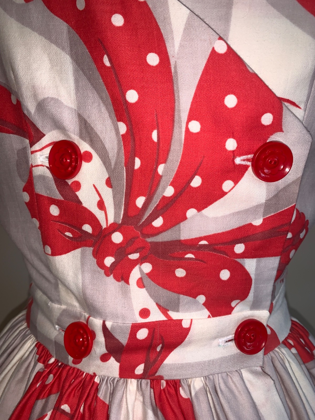 1950-60s Vintage/Retro Rockabilly Full Skirt Wrap Dress w/Pockets — Great Look!