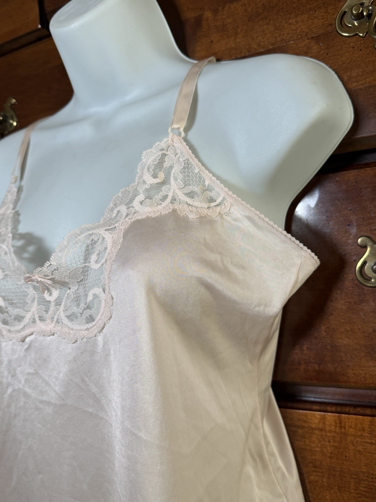 Vintage Maidenform Sweet Nothings Lace Camisole Cami 36 Pink Peachy Color