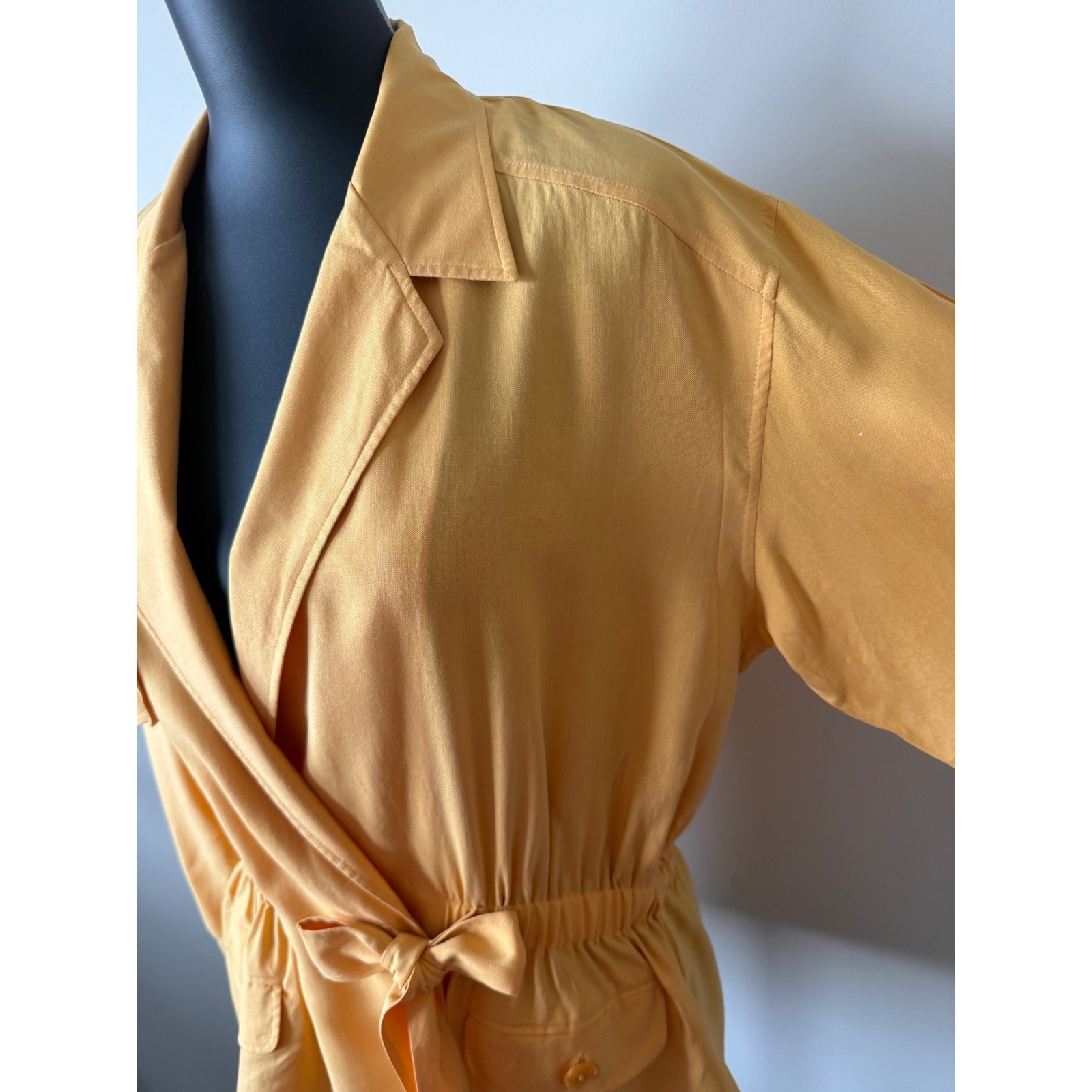 Norton McNaughton Petite Mustard Yellow 100% Silk Wrap Safari Jacket 12P Vintage
