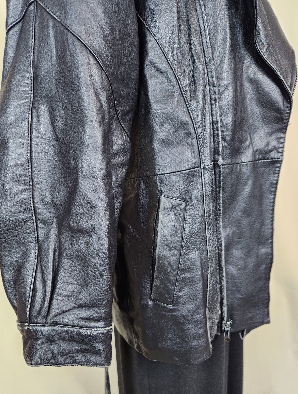 Vintage & Unique PELLE STUDIO Womens Black Leather Coat Jacket w/ Belt size M