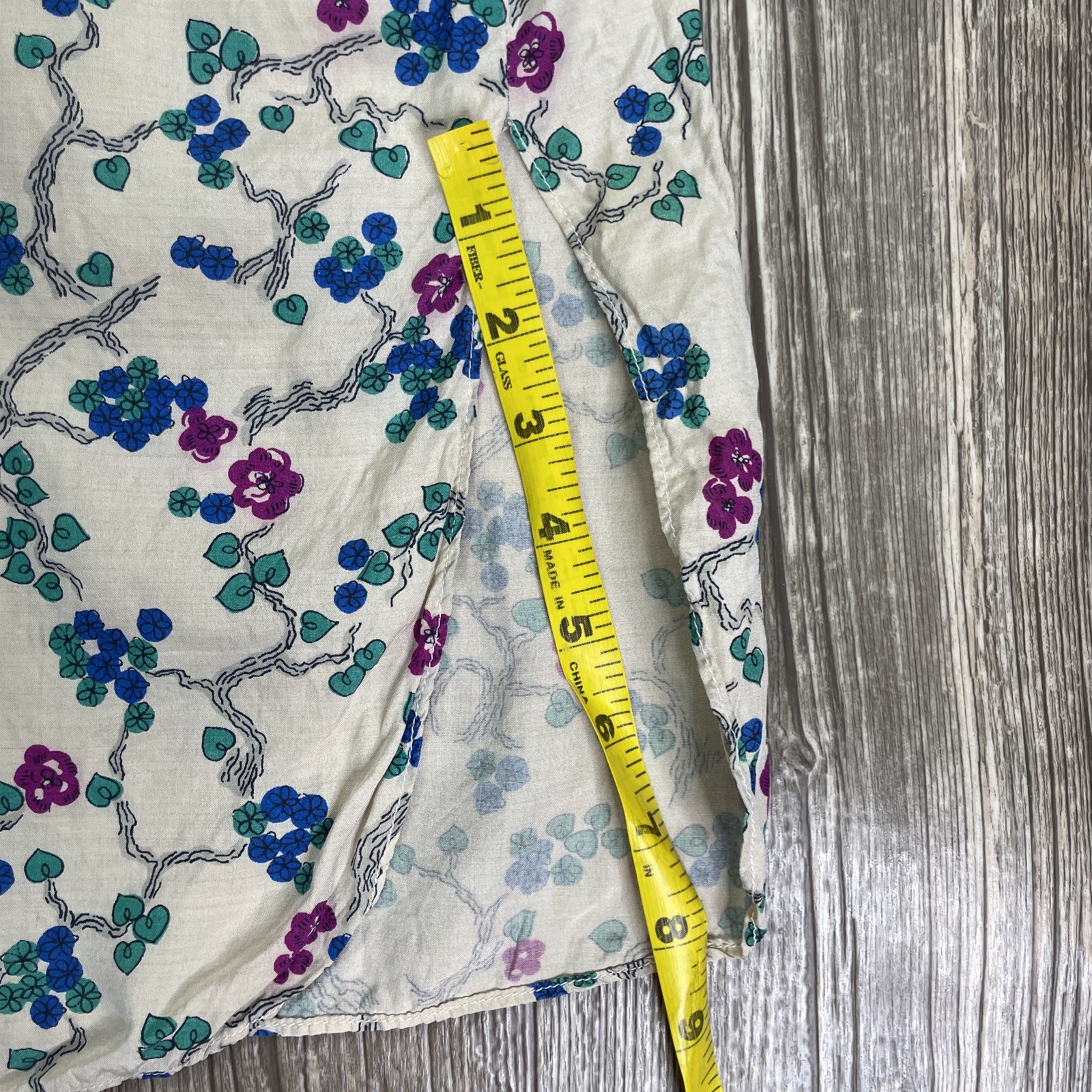 Vtg 40’s Nani of Hawaii Pure Silk Blouse Knot Button Floral 3/4 Sleeve Medium