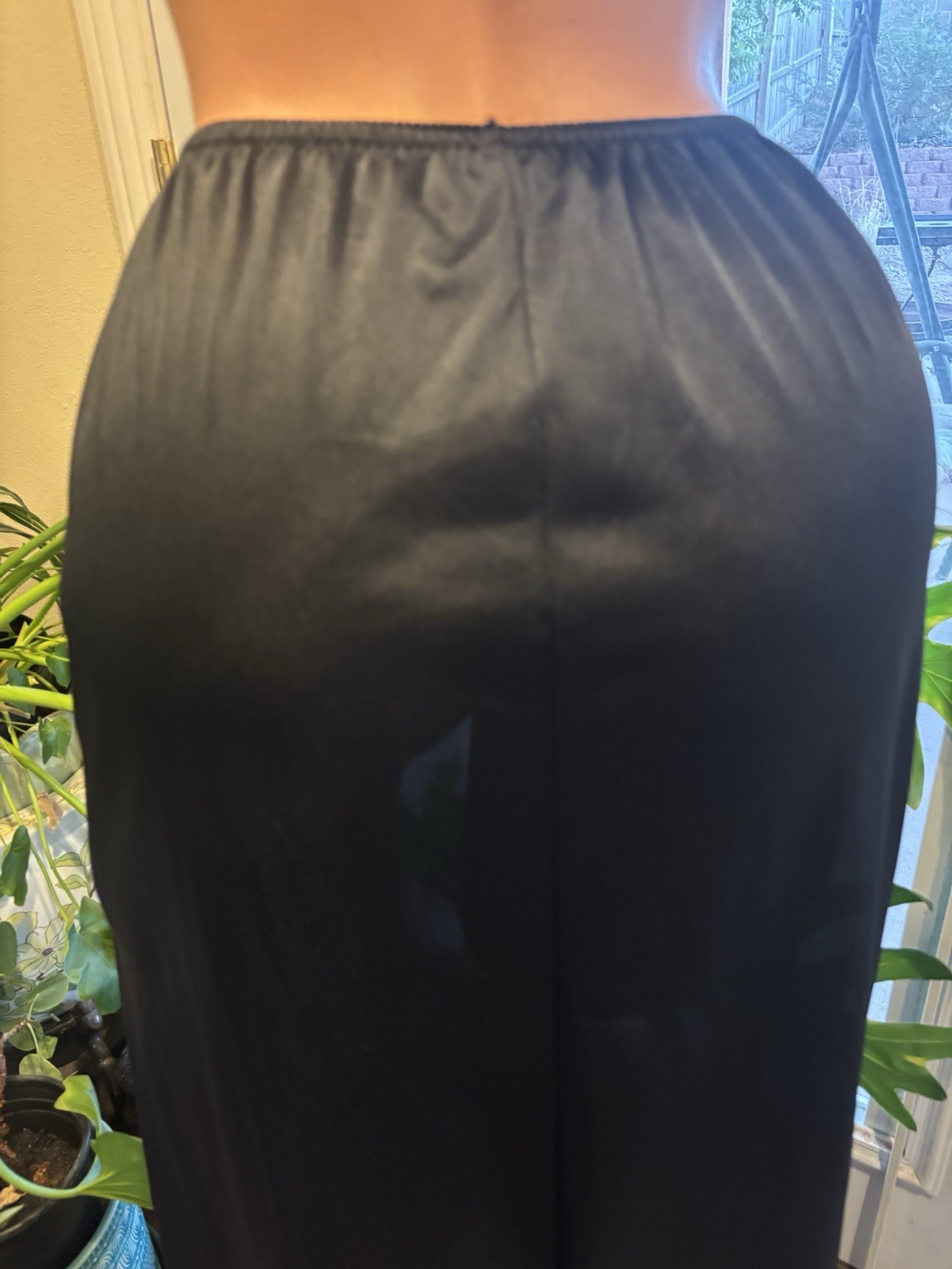 Vtg Silky Soft Lace Shiny Slip Skirt Slip Chantilly Wide Lace Slit Half Slip M