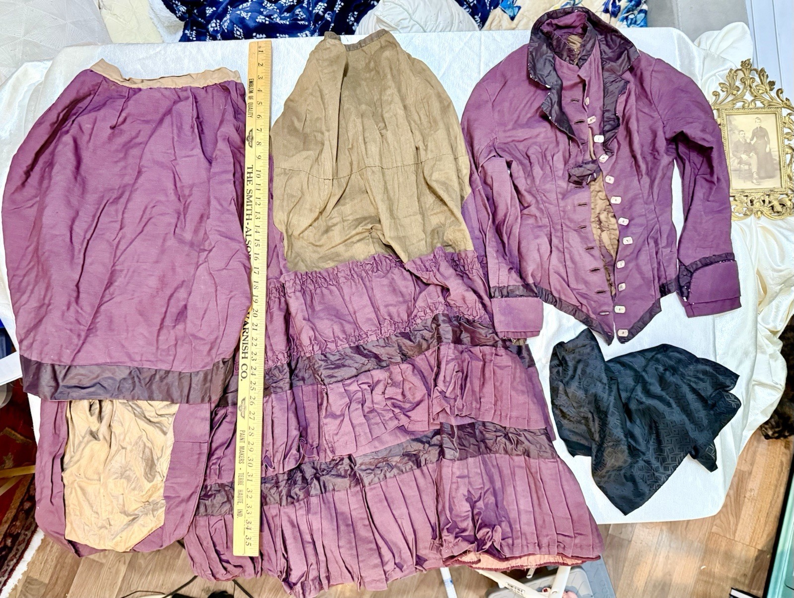 VICTORIAN 1880’S 3pc PRINCESS BUSTLE DRESS WALKING SUIT – Museum Quality
