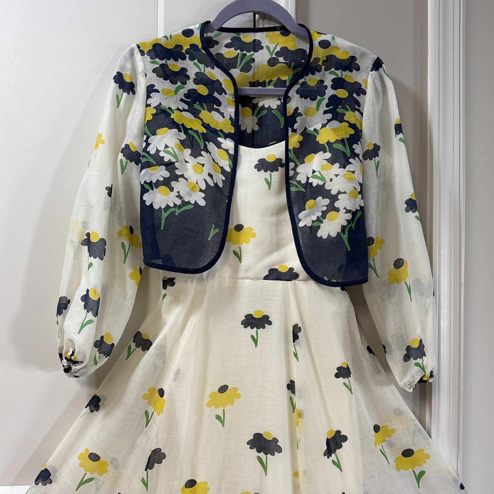 MISS ELLIETTE Vintage Dress and Jacket Floral Romantic Cottage Unique size 6