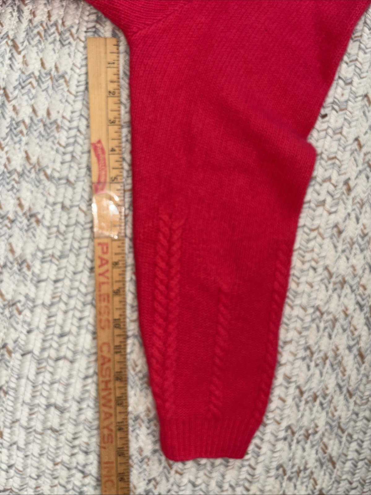 OBR vtg 90’s lambswool angora blend Boxy cropped Pink cardigan Sz Medium V-neck