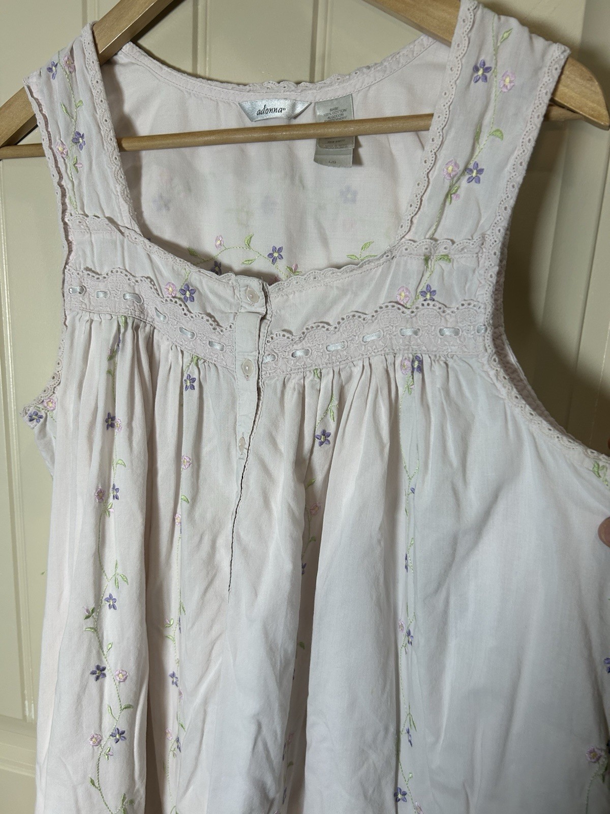 Vintage Adonna LightPink Flowers Ruffle trim Nightgown Size L 100% Cotton Gown