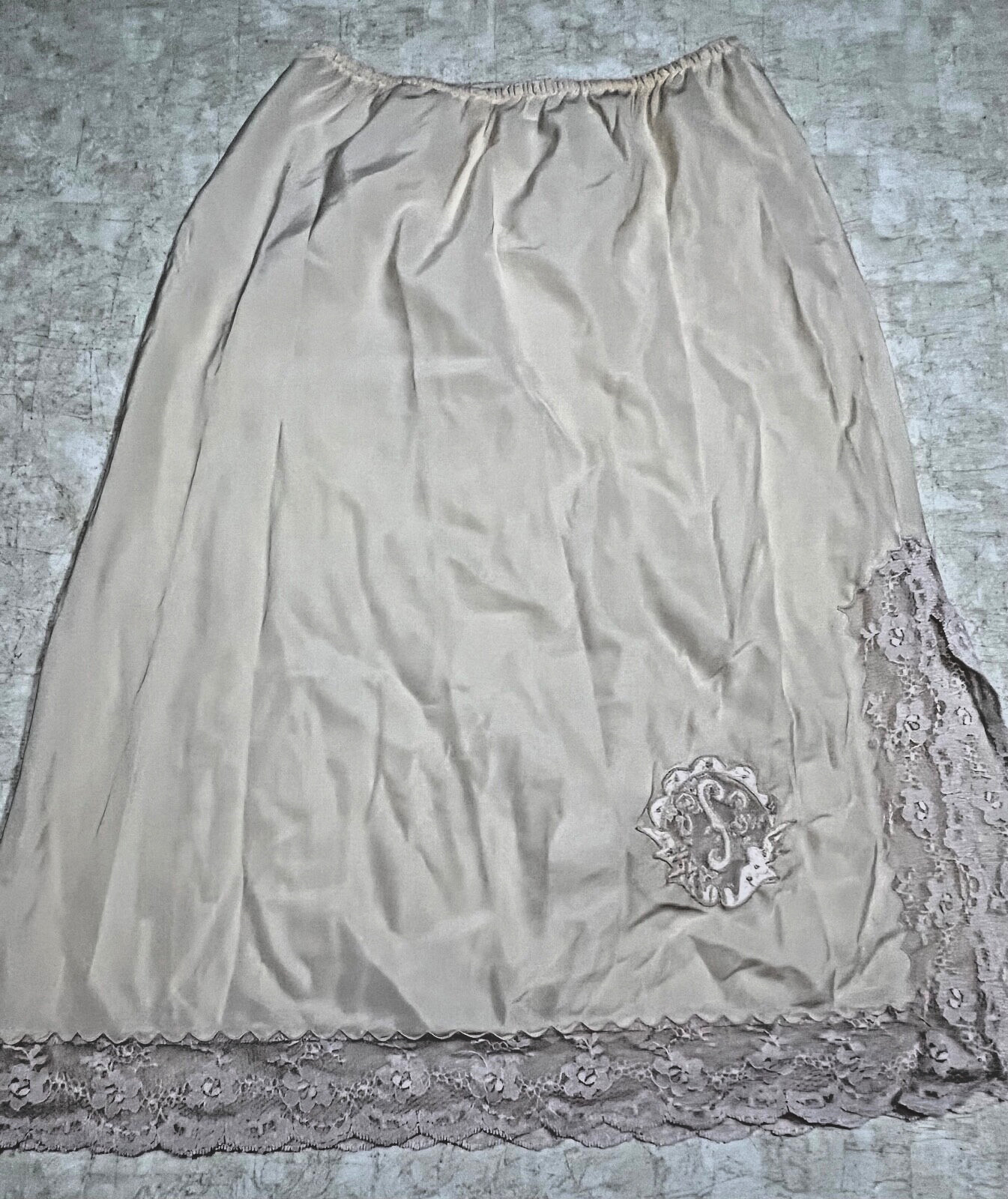Corhan Noumair VINTAGE Petite Half Slip 24” long