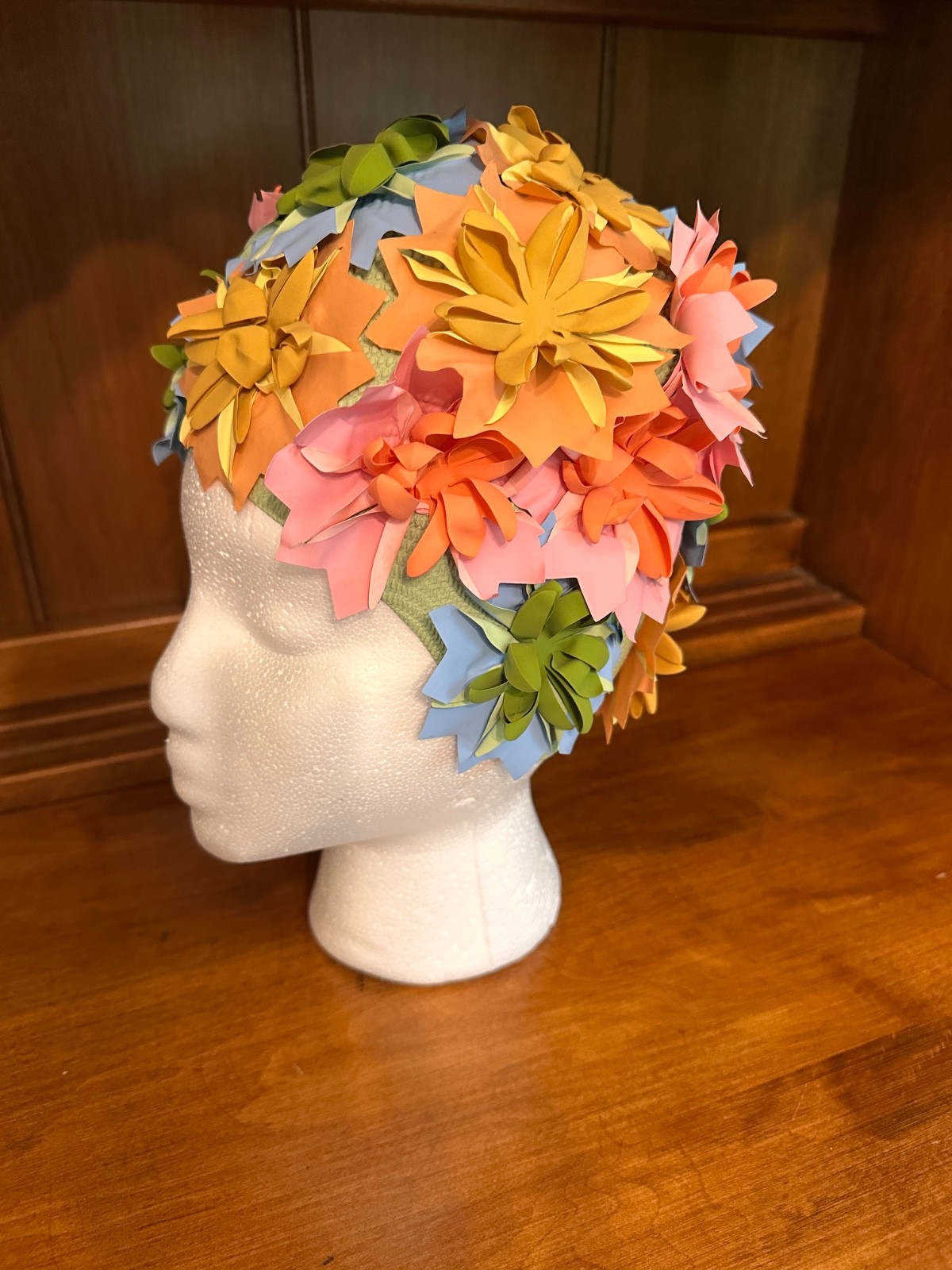 Vintage 1960s Multi-color Floral Swim Cap Kleinert’s brand Excellent Condition