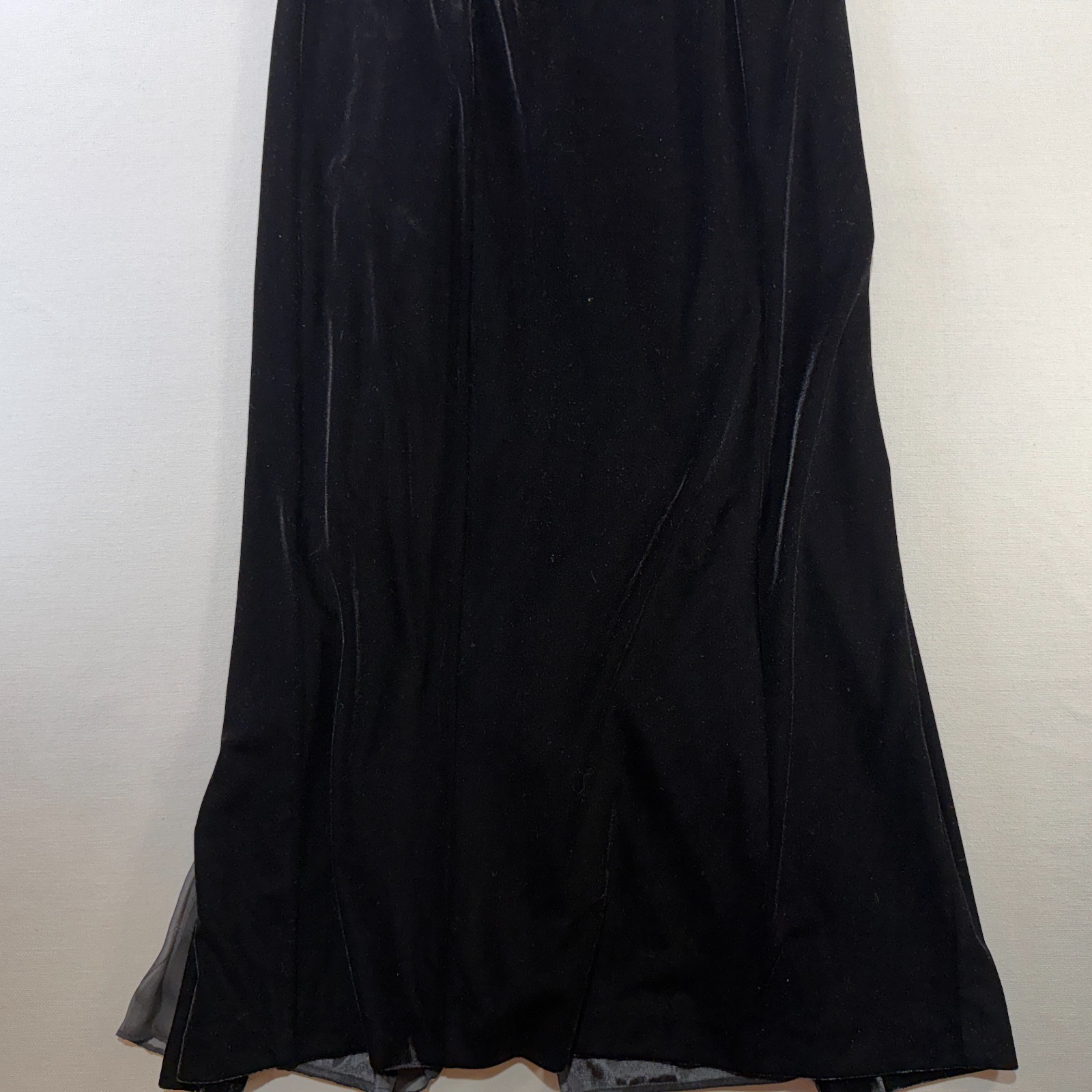 Robbie Bee Black Velvet Evening Dress Sz 10 Chiffon Drape & Pleated Sweep Train