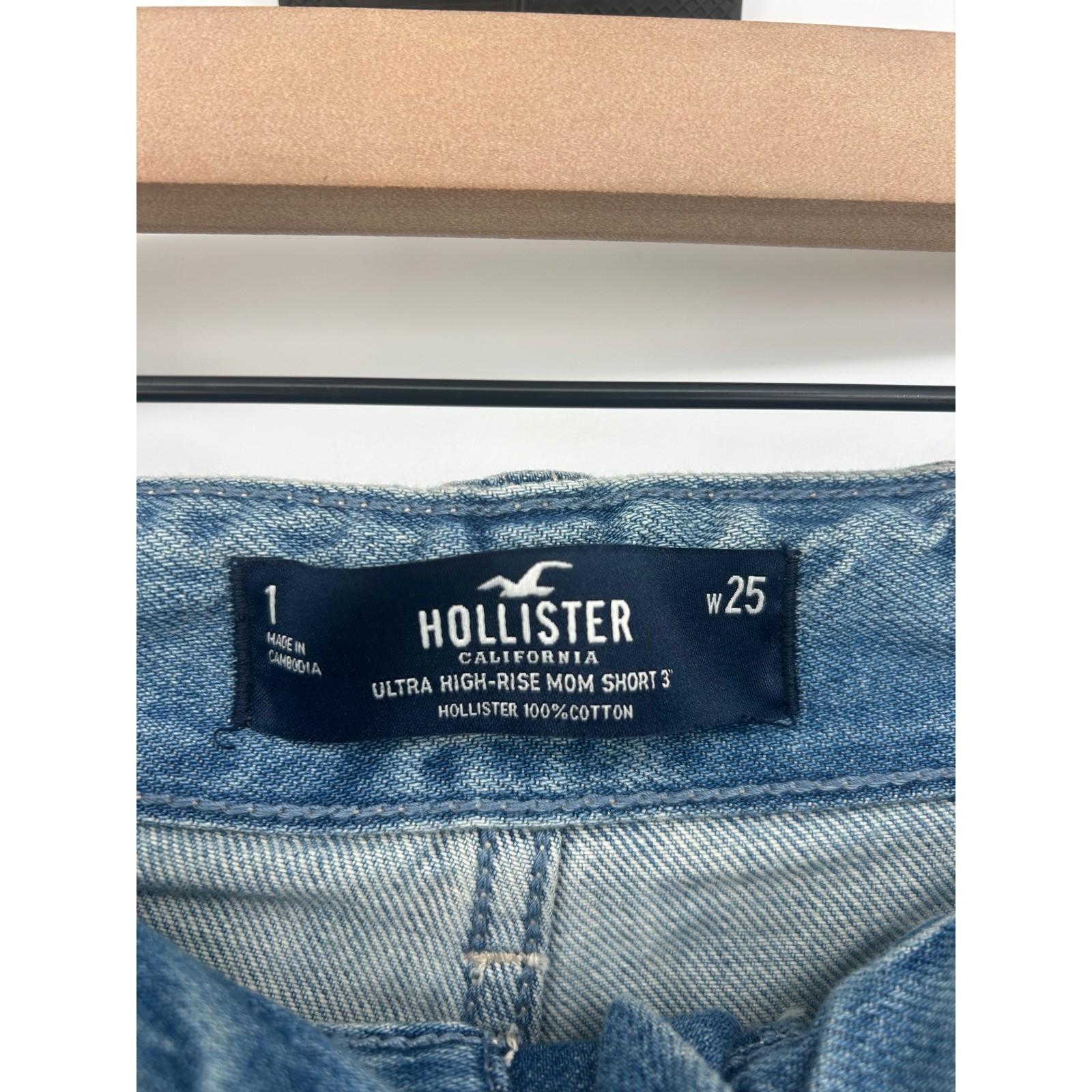 Hollister Ultra High-Rise Mom Paperbag Cotton Shorts Light Wash-25/1- Retro