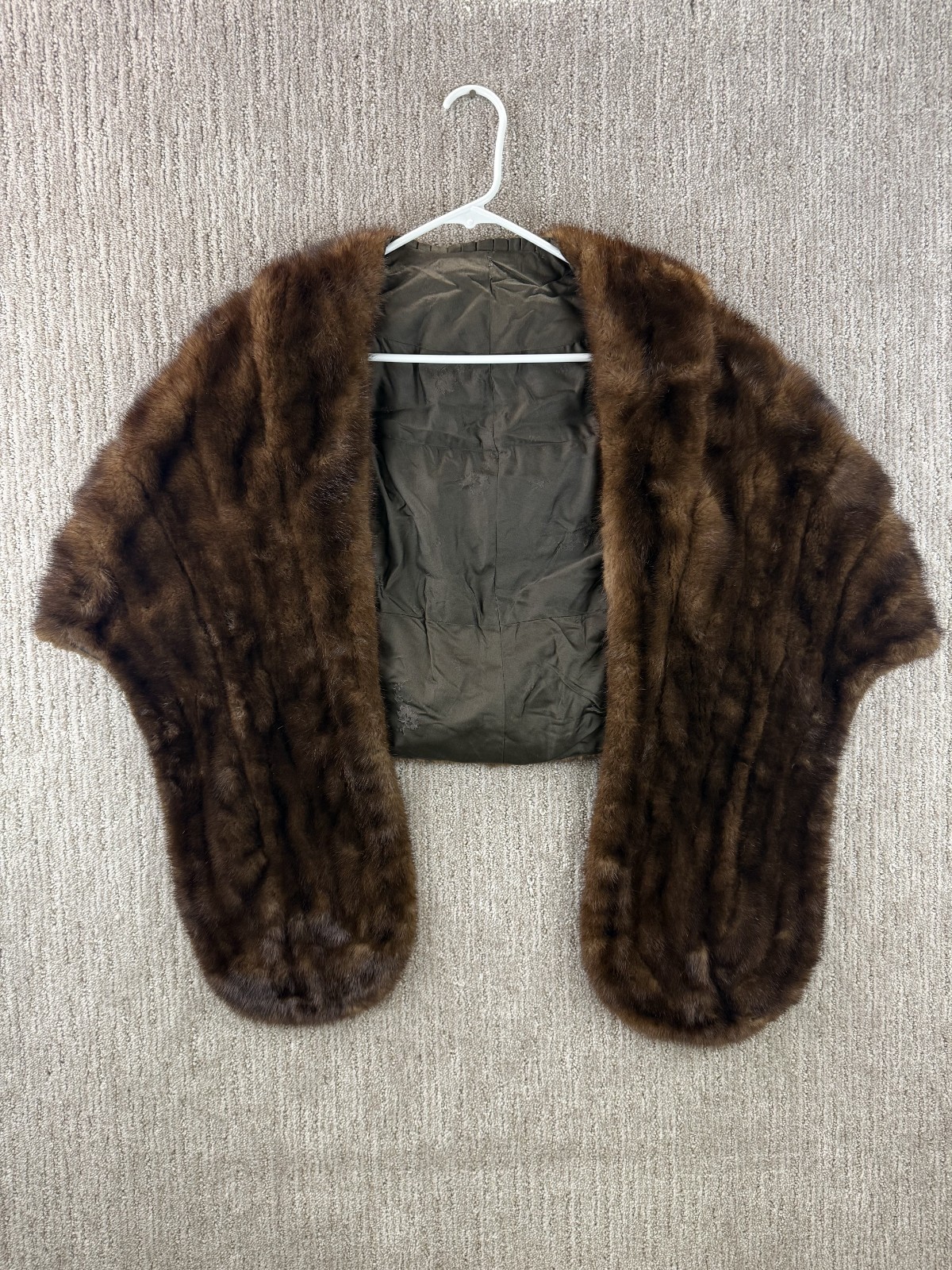 Vintage Real Mink Fur Stole Capelet Brown Shoulder Wrap Glam Classic 70’s