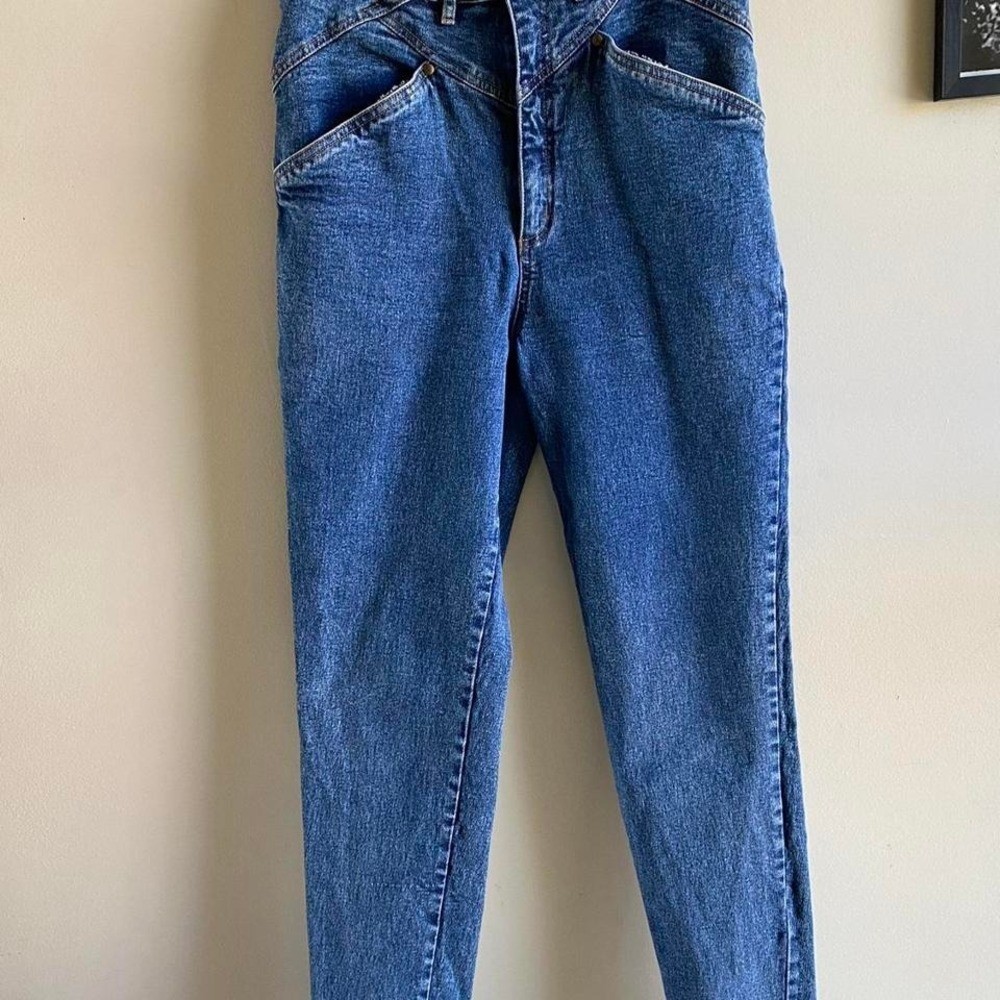 vintage 1980s high waisted jeans