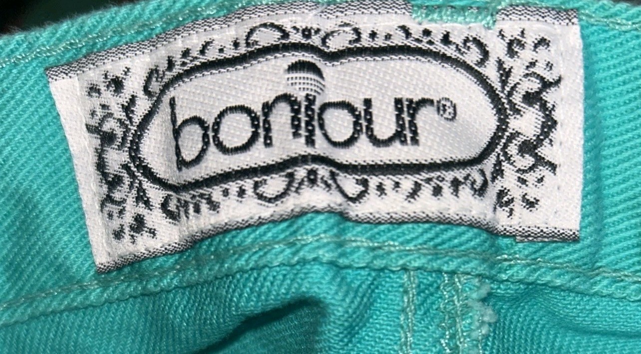 Vintage Bonjour Women’s Junior 7/8 Shorts Teal Denim Jean Fray Hem