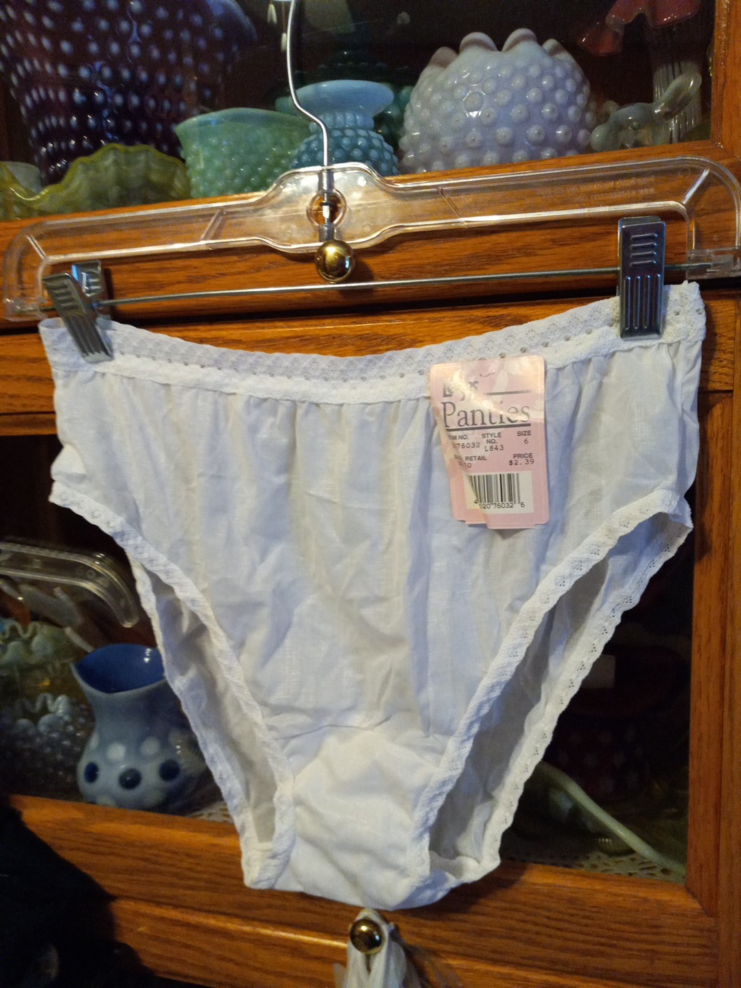 Vintage L’eggs Hicut Panties 100% Nylon Size 6 Sheer Silky Soft White Mushroom G