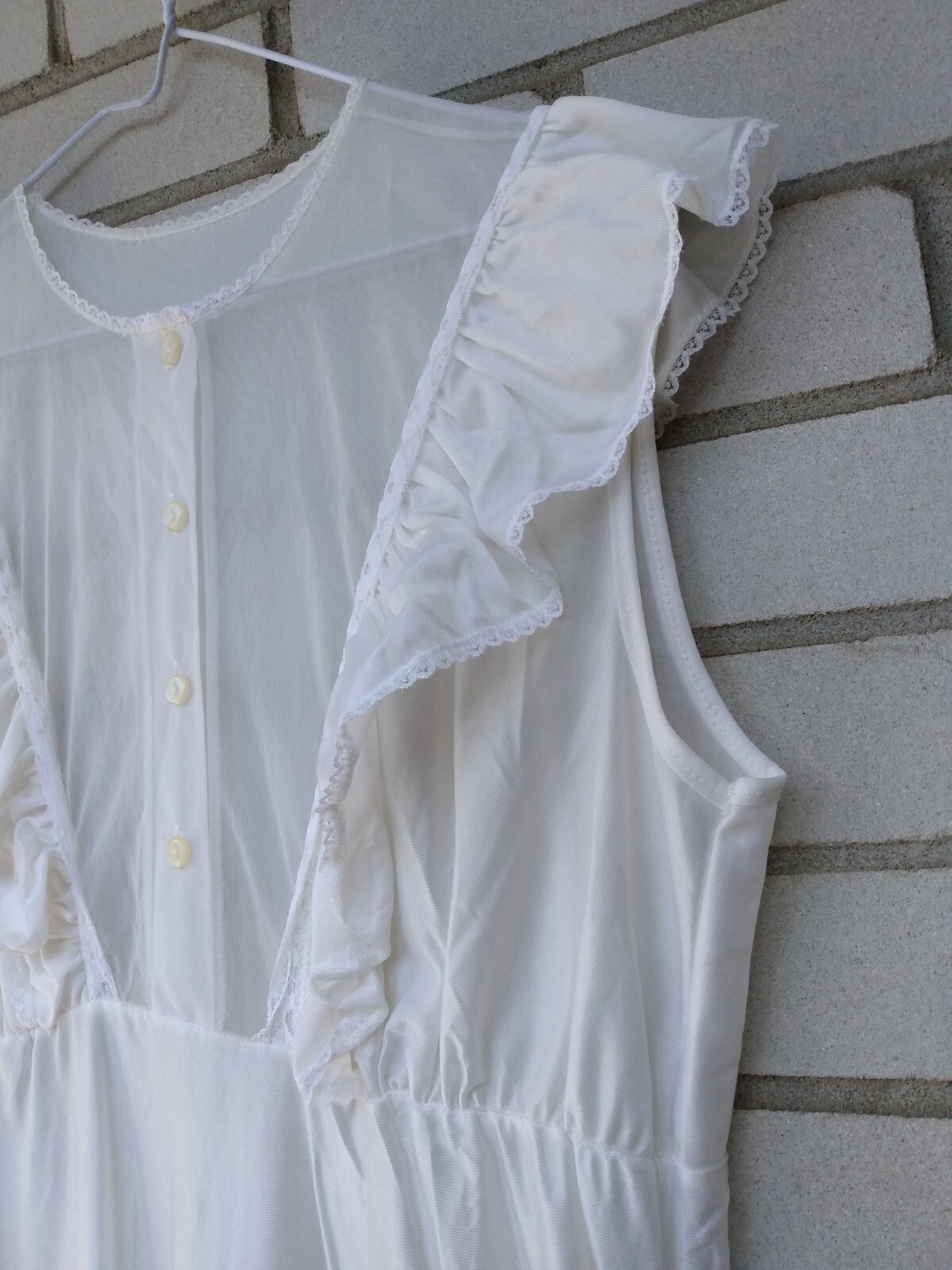 Vintage White Nylon Nightgown Long Nightie 39″ Bust Small Empire Waist
