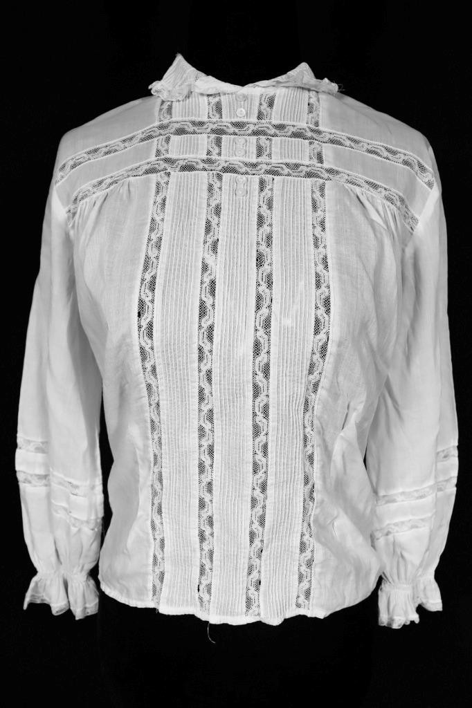 Vintage French 1940’s White Cotton Blouse Size Medium 36″ Bust Exc Condition