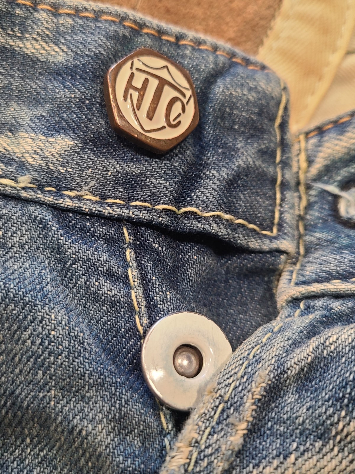 HTC Hollywood Trading Company Vintage Jeans, Made in Italy, sz 26, Distressed