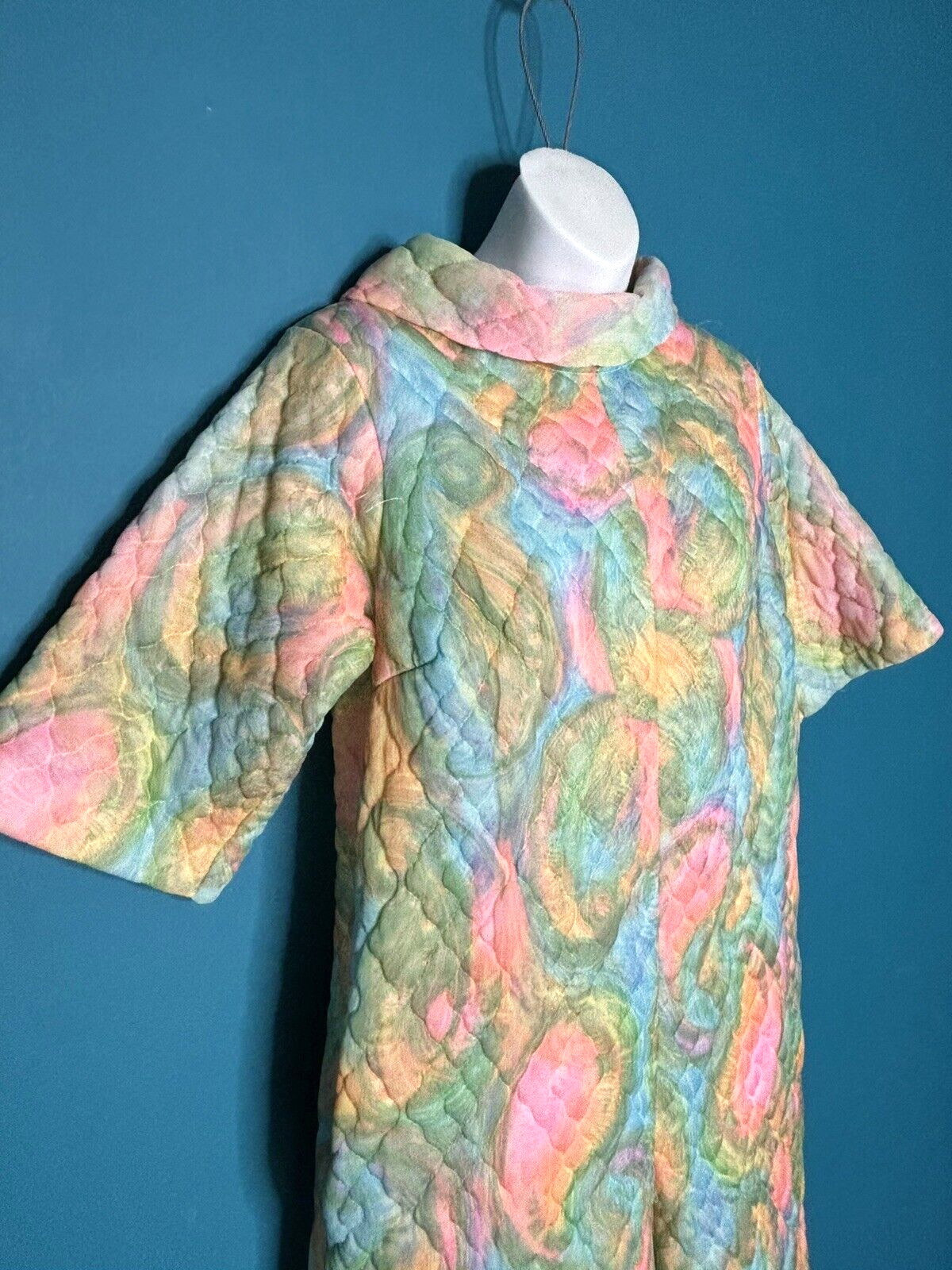 Vtg 60s Quilted Loungewear Jumpsuit Wide Legs MOD Swirl Pink Blue Yellow Sz M/L
