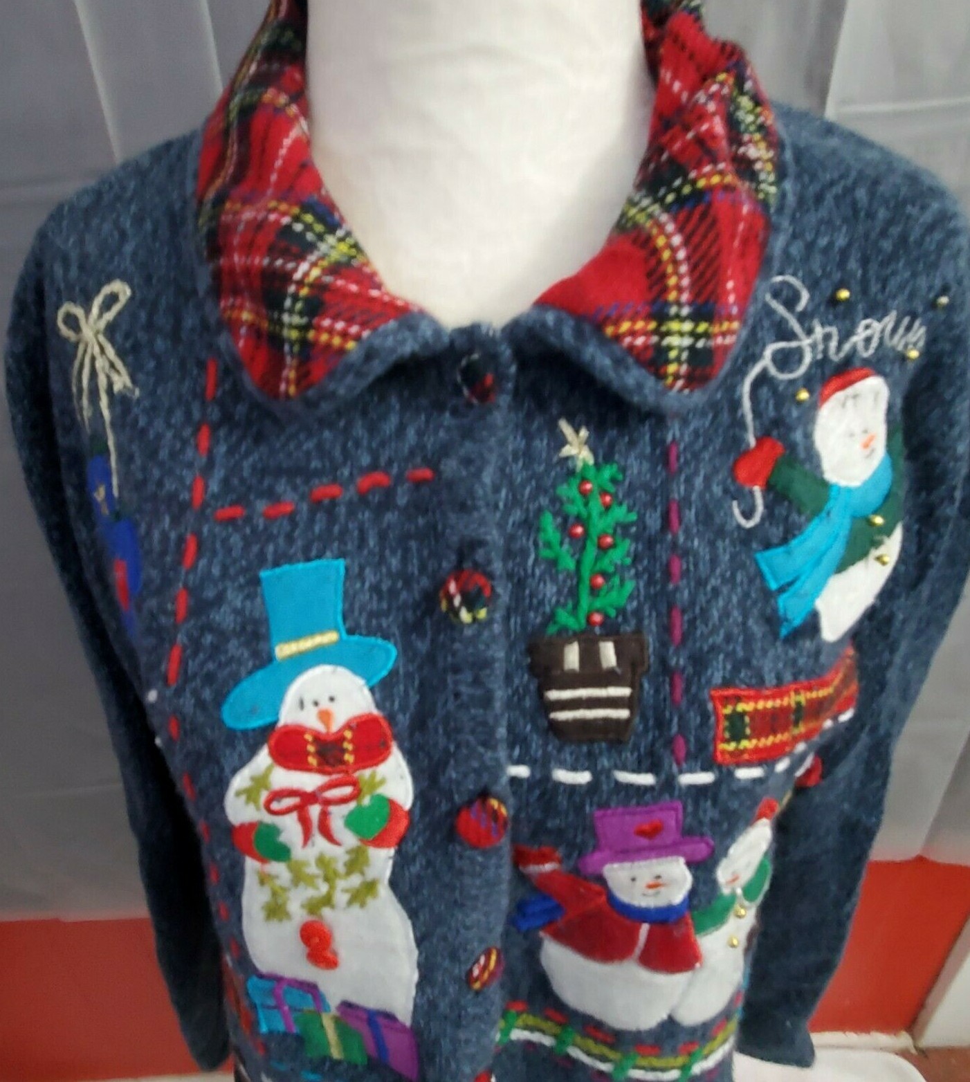 VTG Designer Original Studios Segue Joy Embroidered Christmas Sweater