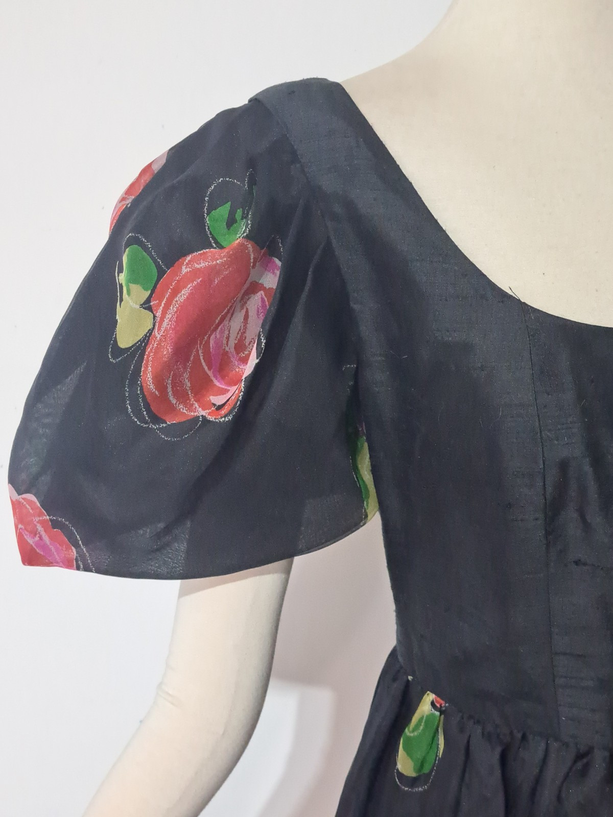 Vintage 1980s Hanae Mori Silk Dress Sz 14 L/XL Floral Roses Cocktail