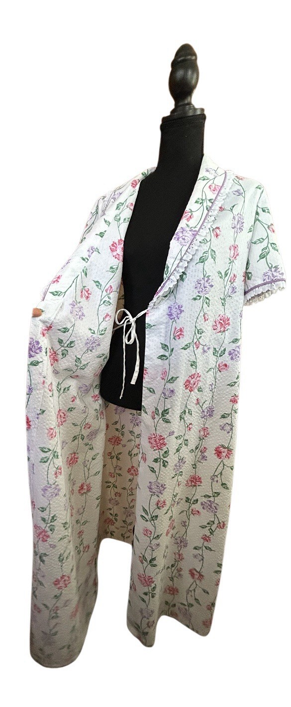 RARE! VTG 1960s-70s GORGEOUS KINGLY FLORAL HOUSECOAT! EXCELLENT CONDITION!
