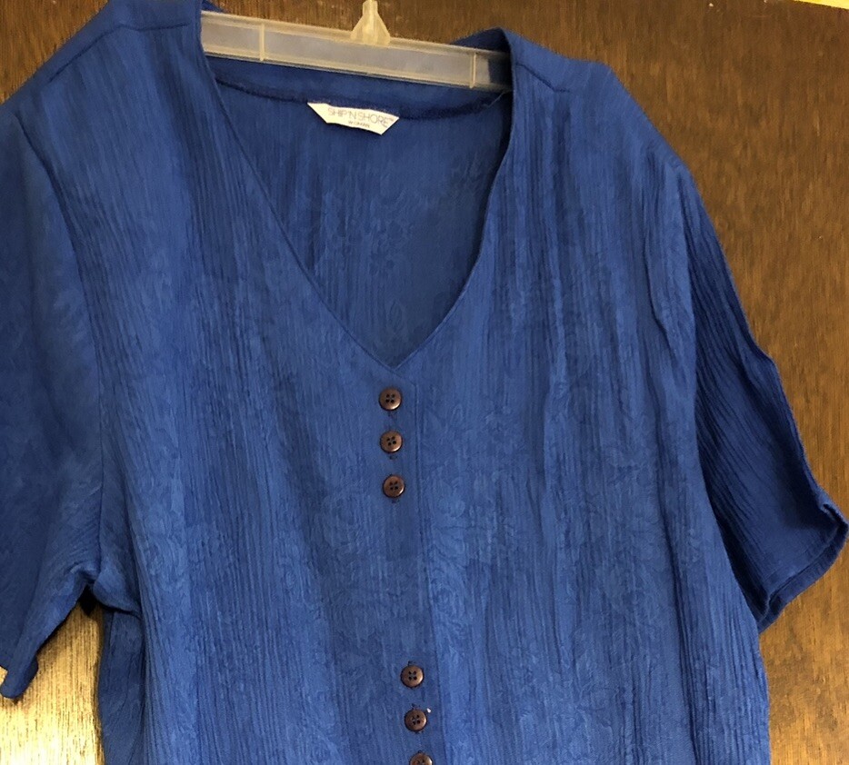 Vintage 80s Women’s size L short sleeve Ship N Shore 24 chest 31 long Blouse Top