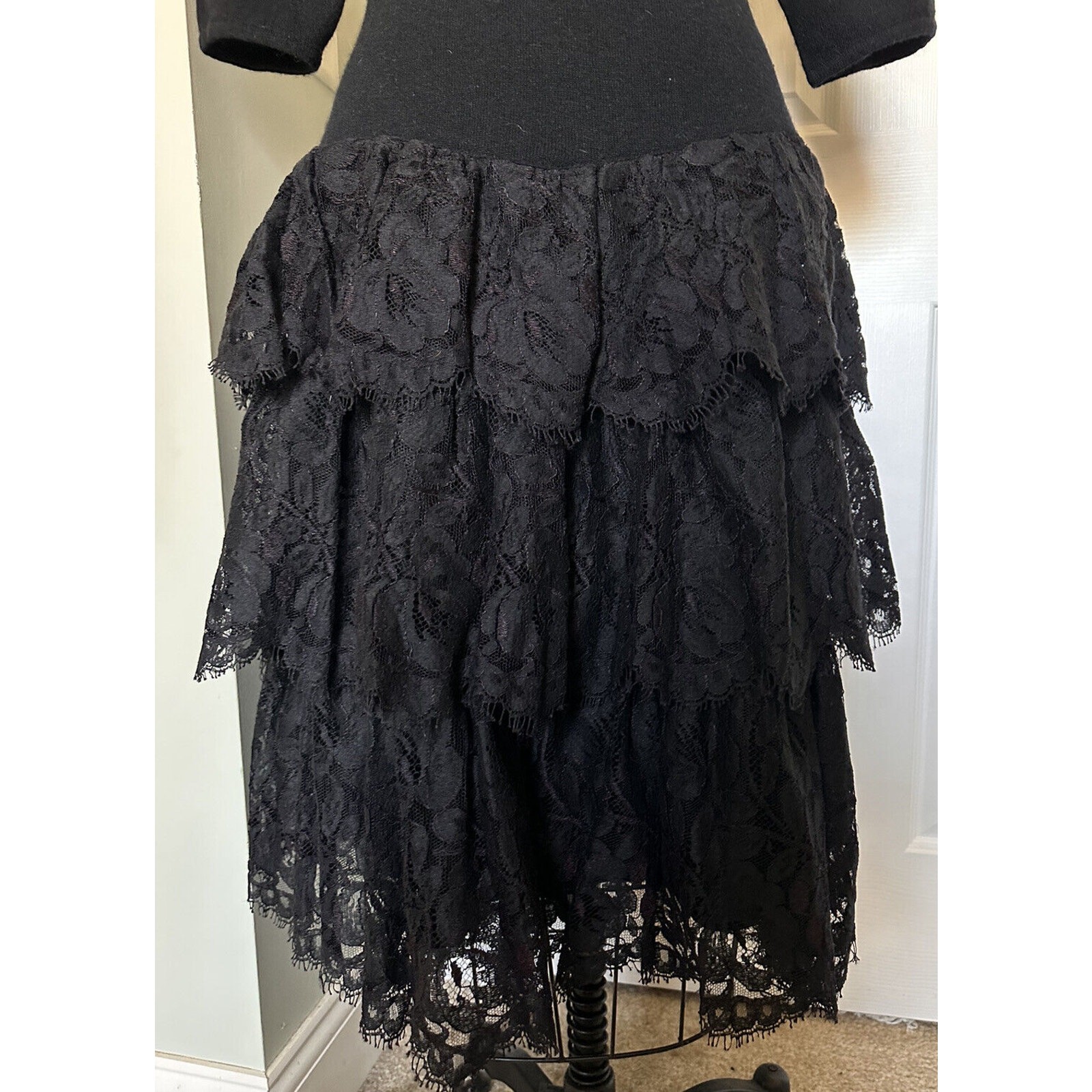 Vintage Adrienne Vittadini Sweater Dress Lace Ruffles Layered Wool Black Sz M