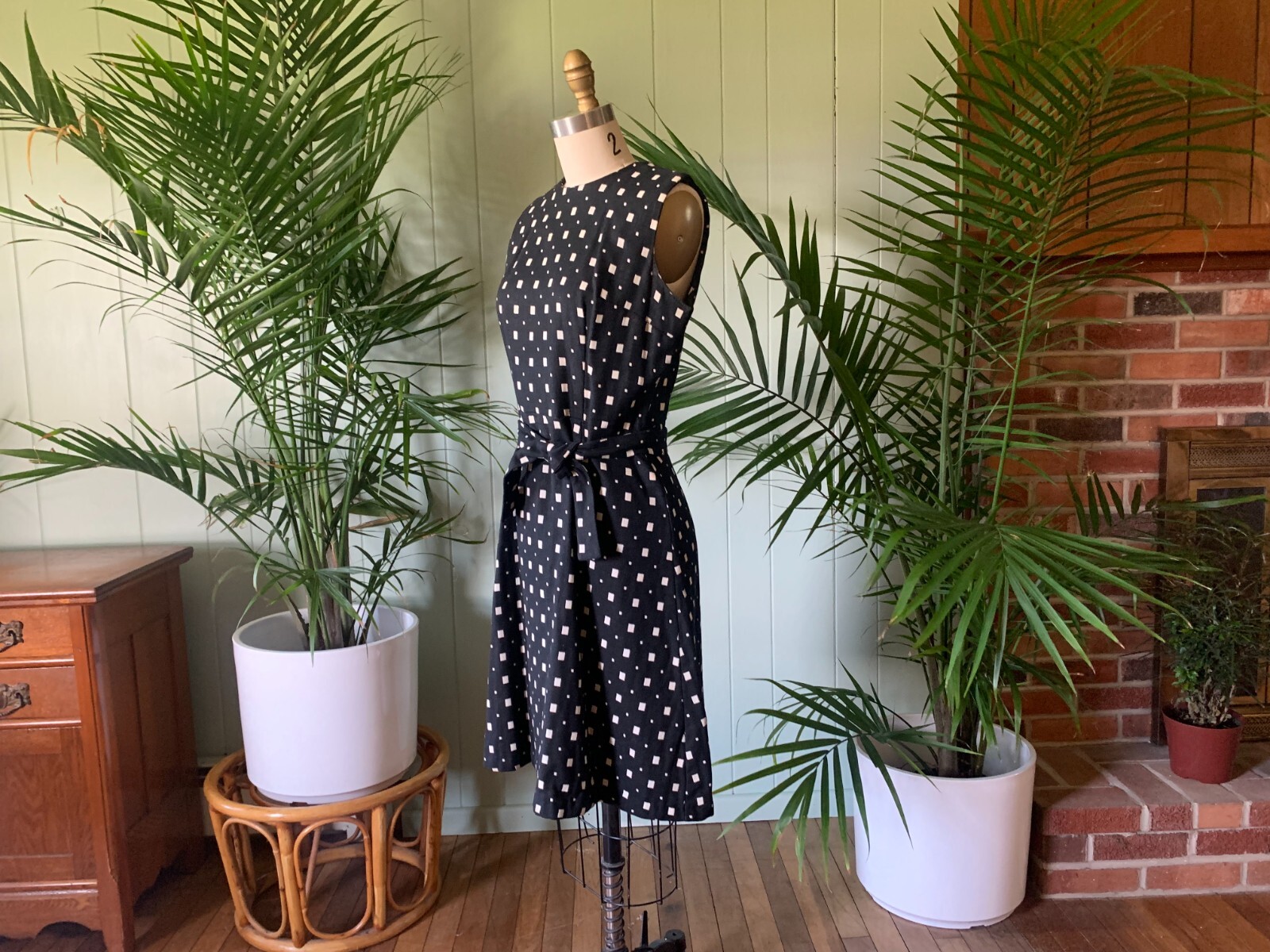 Vintage 1960s Black and Ivory Check Sleeveless Cotton Linen Look Dress