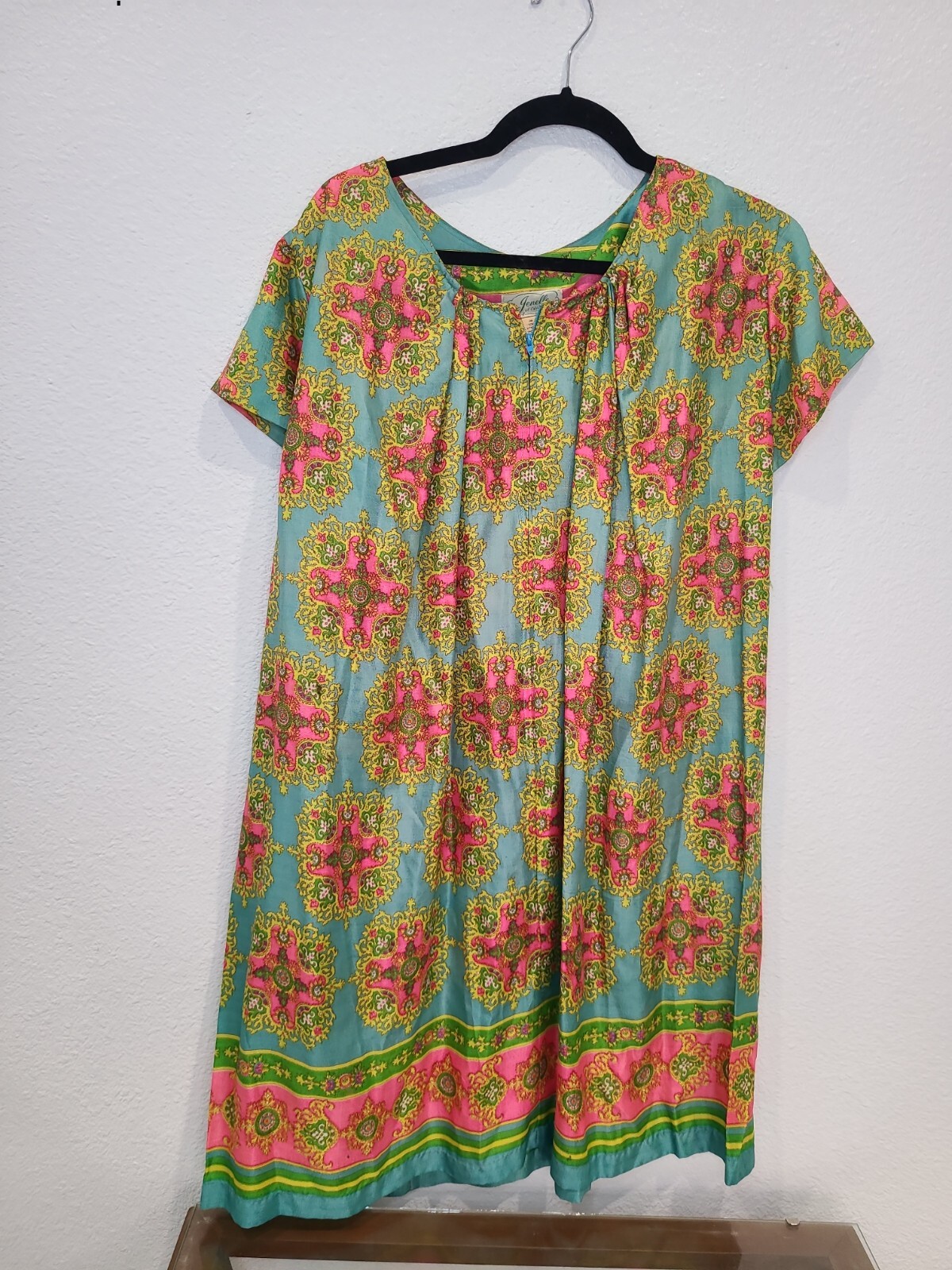 Vintage Jenelle Of California Night Dress, small, wounded bird
