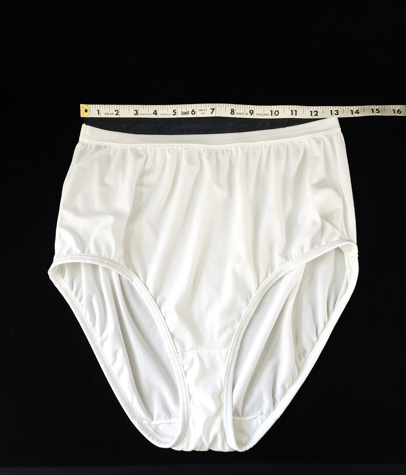 Warner’s Panty Sz 10 Not So Innocent Nudes White Vtg Hi-Waist 55129 Soft Stretch