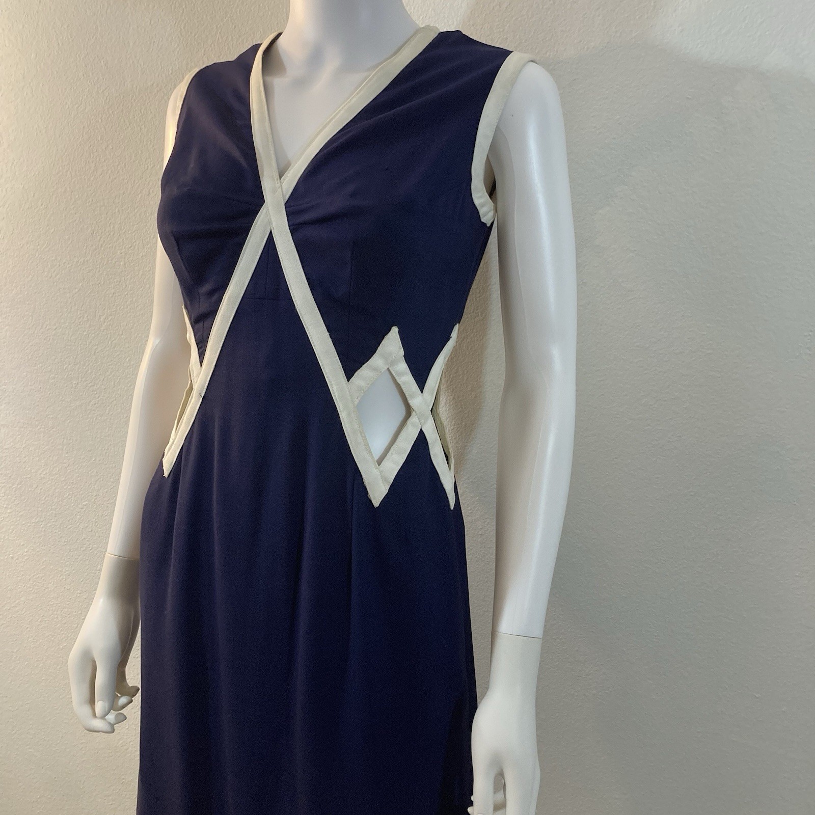 Vintage 1960’s Mod Cut Out Mini Dress Navy Blue Size Small