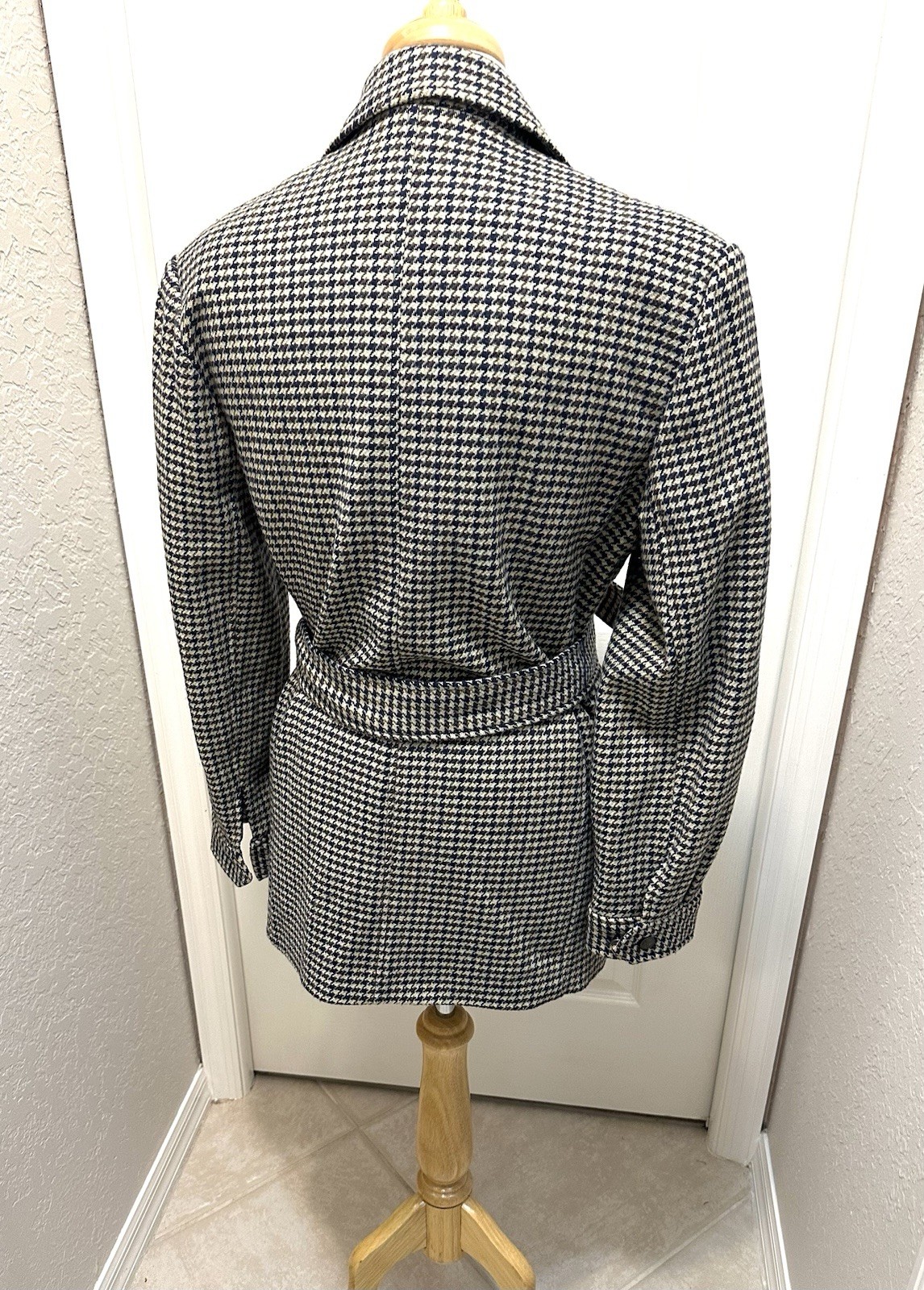 R.Z.R. Weatherwise Vtg Houndstooth Belted Blazer Jacket Quiet Luxury Career EUC