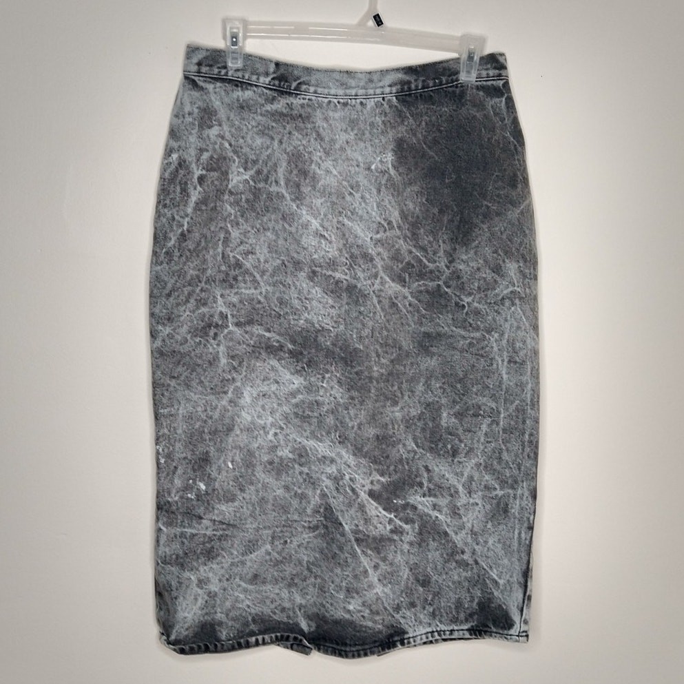 Vintage Gray Denim Pencil Skirt with Pockets size 14 Below the knee