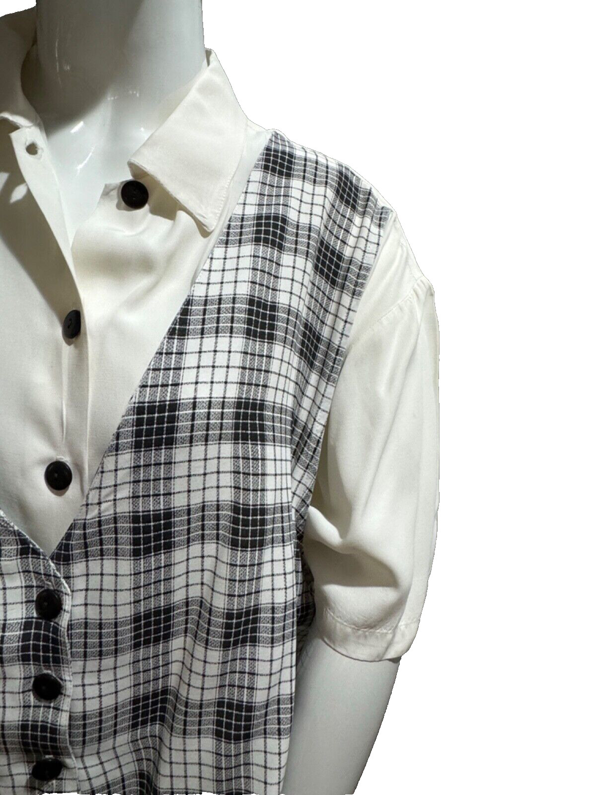 Vintage Impressions of California Large. Button Up Faux Vest White Black Plaid