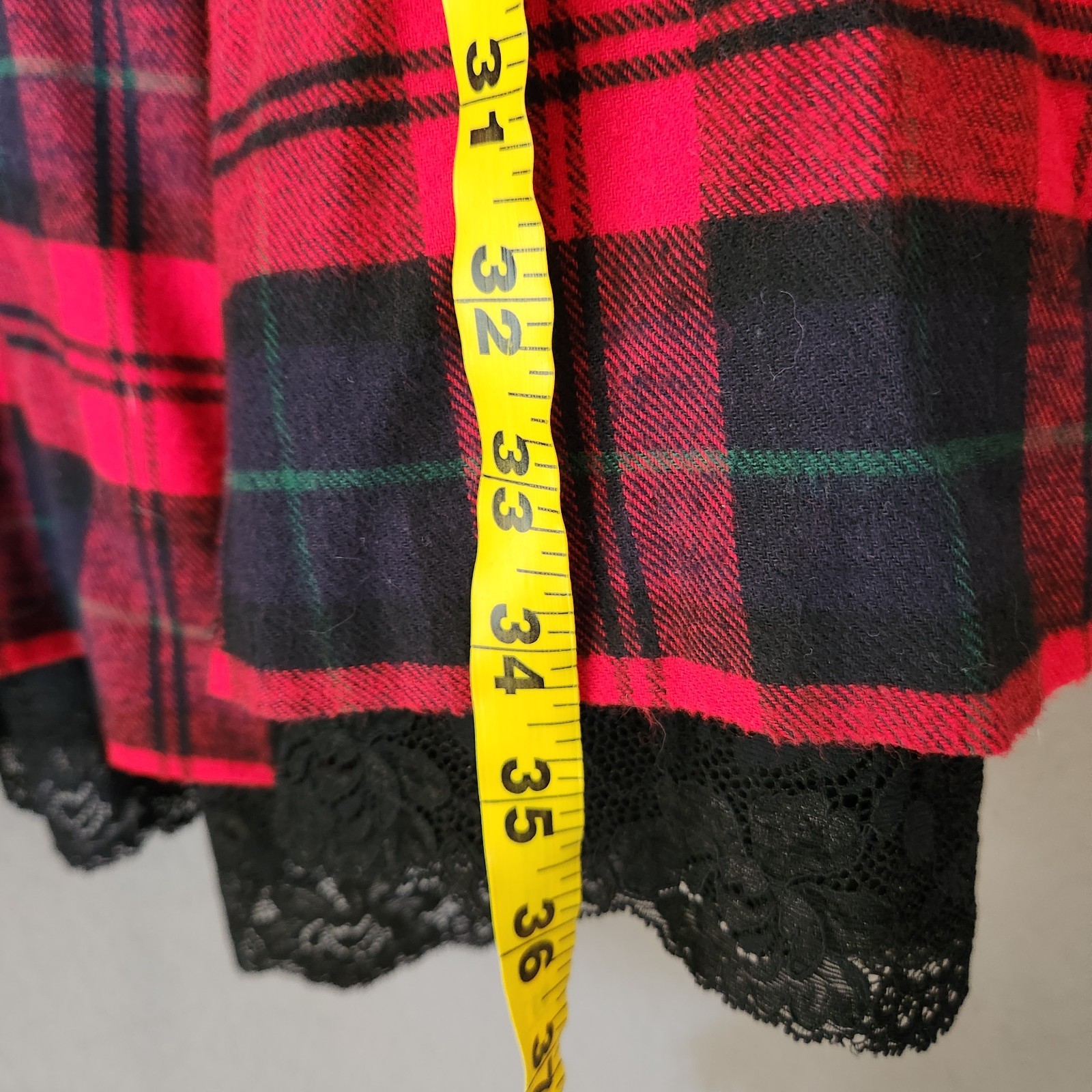 The J Peterman Company Women’s 12 Plaid Maxi Skirt Lace Trim Festival Academia