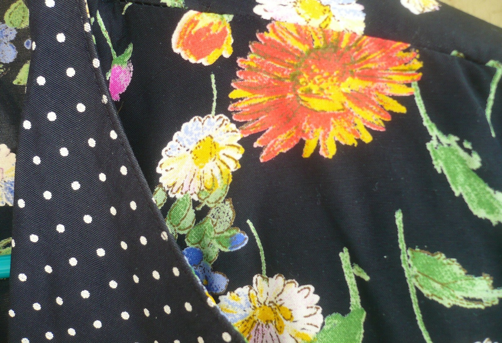 VTG 90S M PETITE SOPHISTICATE USA BRIGHT COLORFUL FLORAL POLKA DOT COLLAR BLOUSE
