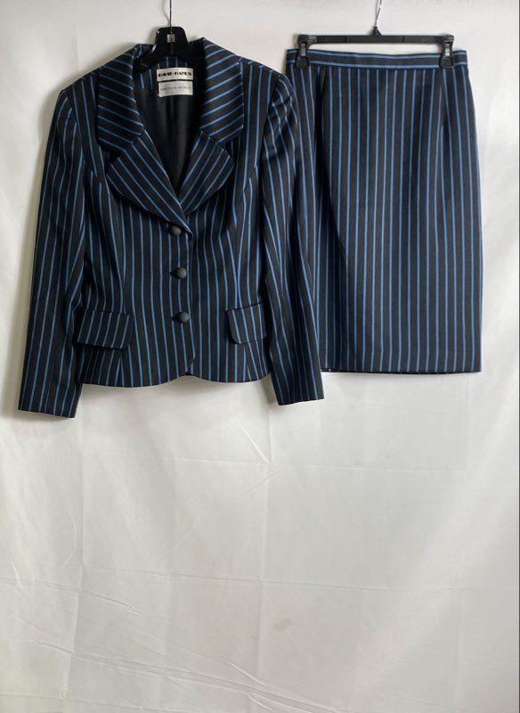 David Hayes Saks Fifth Avenue Women’s Wool Pinstripe Skirt Suit Size 10