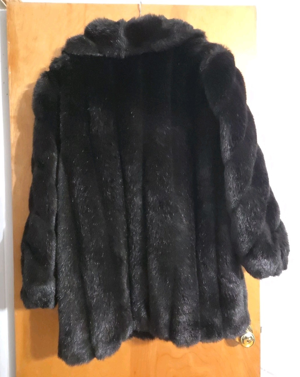Vtg Woman’s Faux Fur Monterey Fashions Black Coat Made In USA Size 20WP