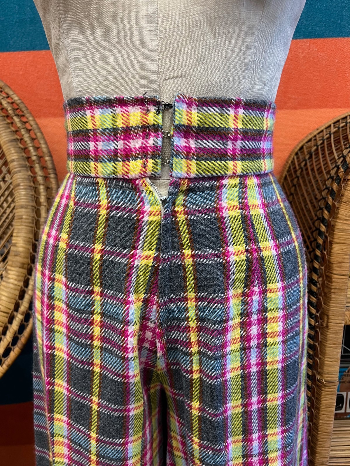 EUC Vintage 60s 70s Handmade Plaid Wool Blend Wide Leg High Waist Pants XS