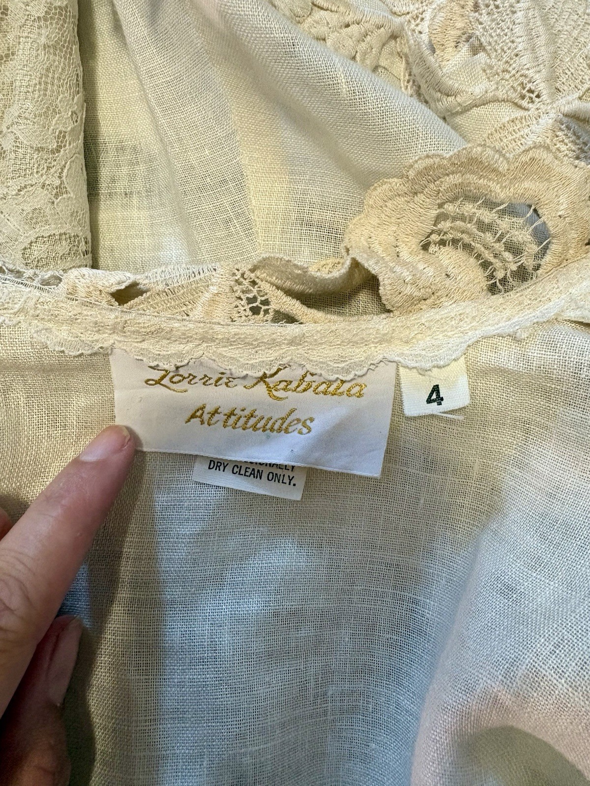 Beautiful Victorian Styled Lorrie Kabala Size 4 100% Imported Irish Linen 2 Pc