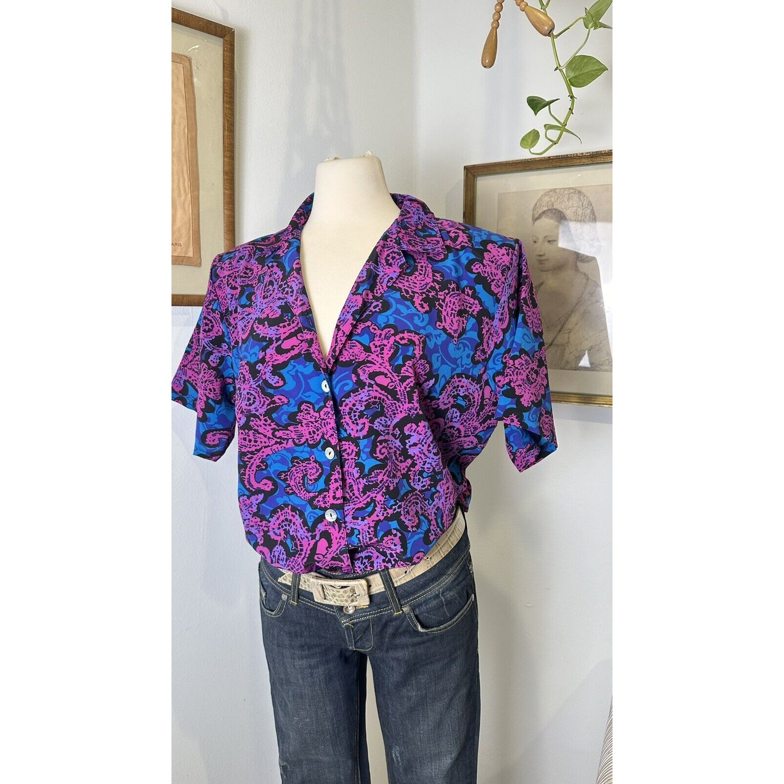 Vintage 1970’s shirt Psychedelic Retro Collard Shirt Disco Button Down Shirt
