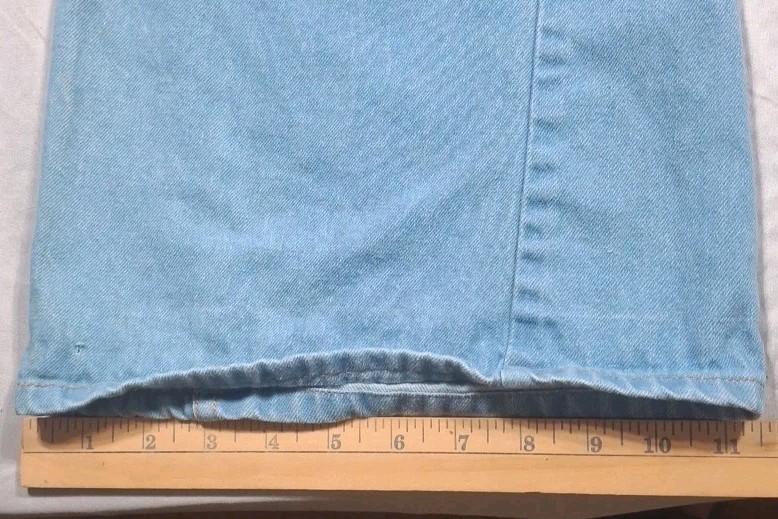 Vintage 70s Women’s „Male” Brand Jeans Bell bottom Flare Denim Size 24 X 32