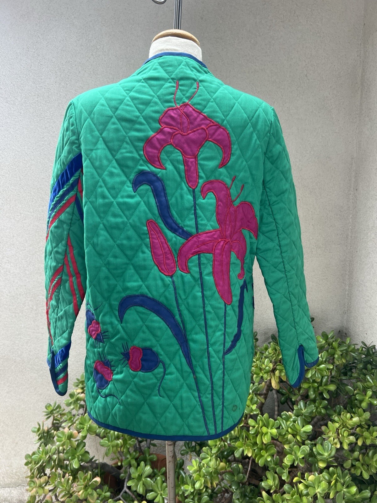 Vtg Quilted Boho Jacket Green With Floral Accents Sz M Alfredo’s Wife